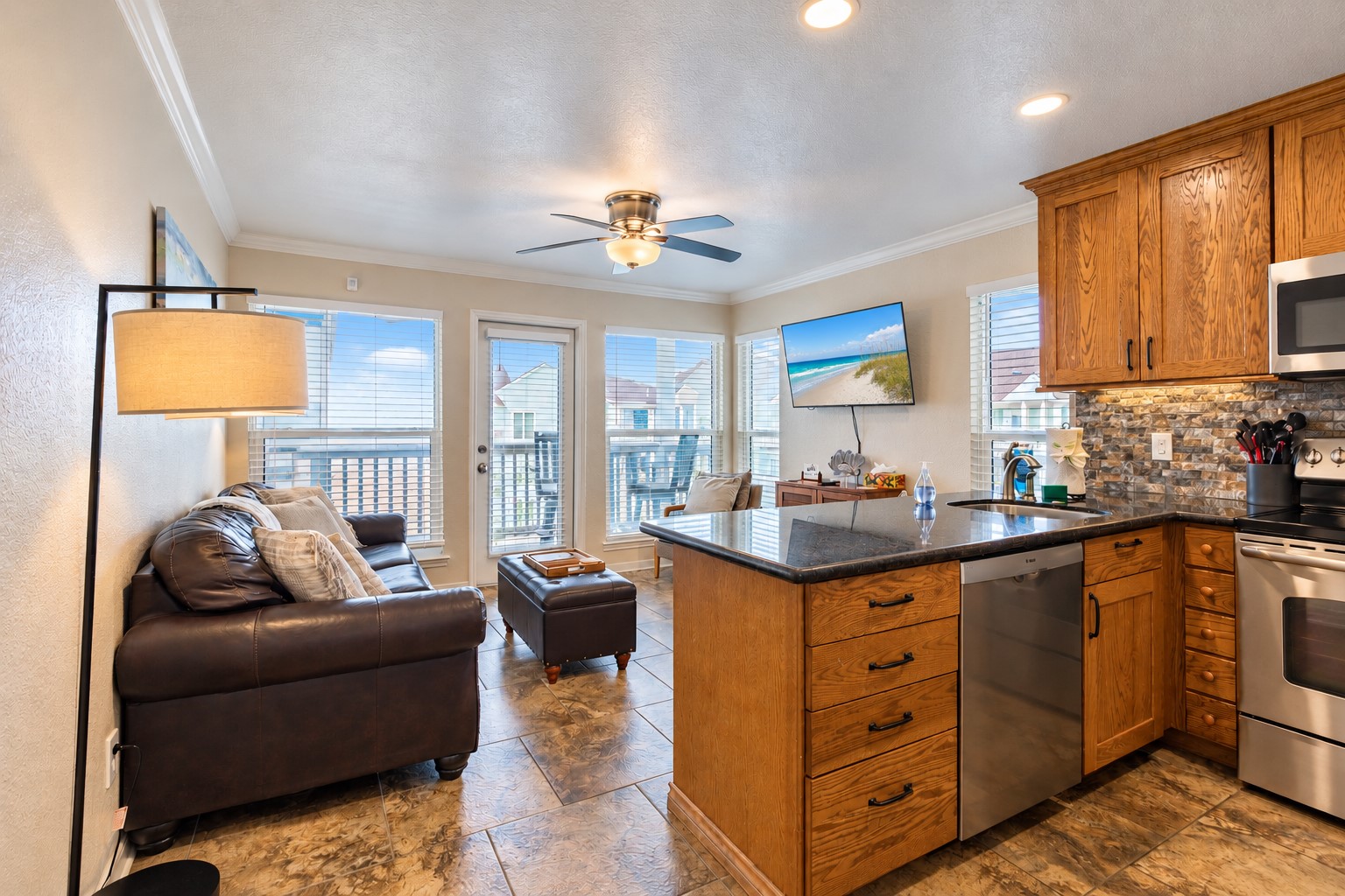 10811 Termini San Luis Pass Road 2310 Property Photo 6
