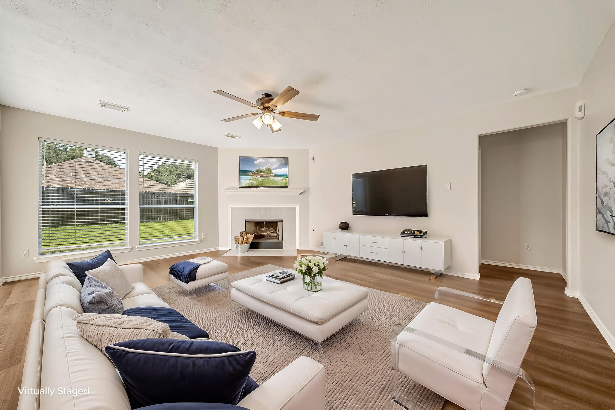 15311 Bronze Leaf Court Property Photo 3