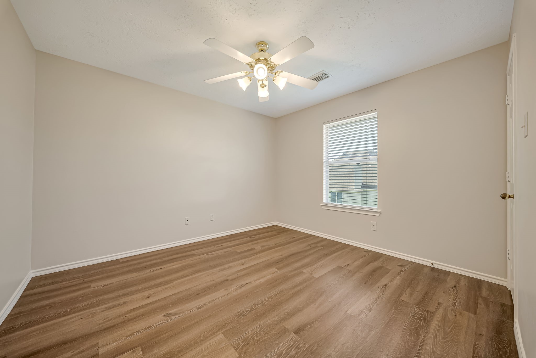 15311 Bronze Leaf Court Property Photo 16
