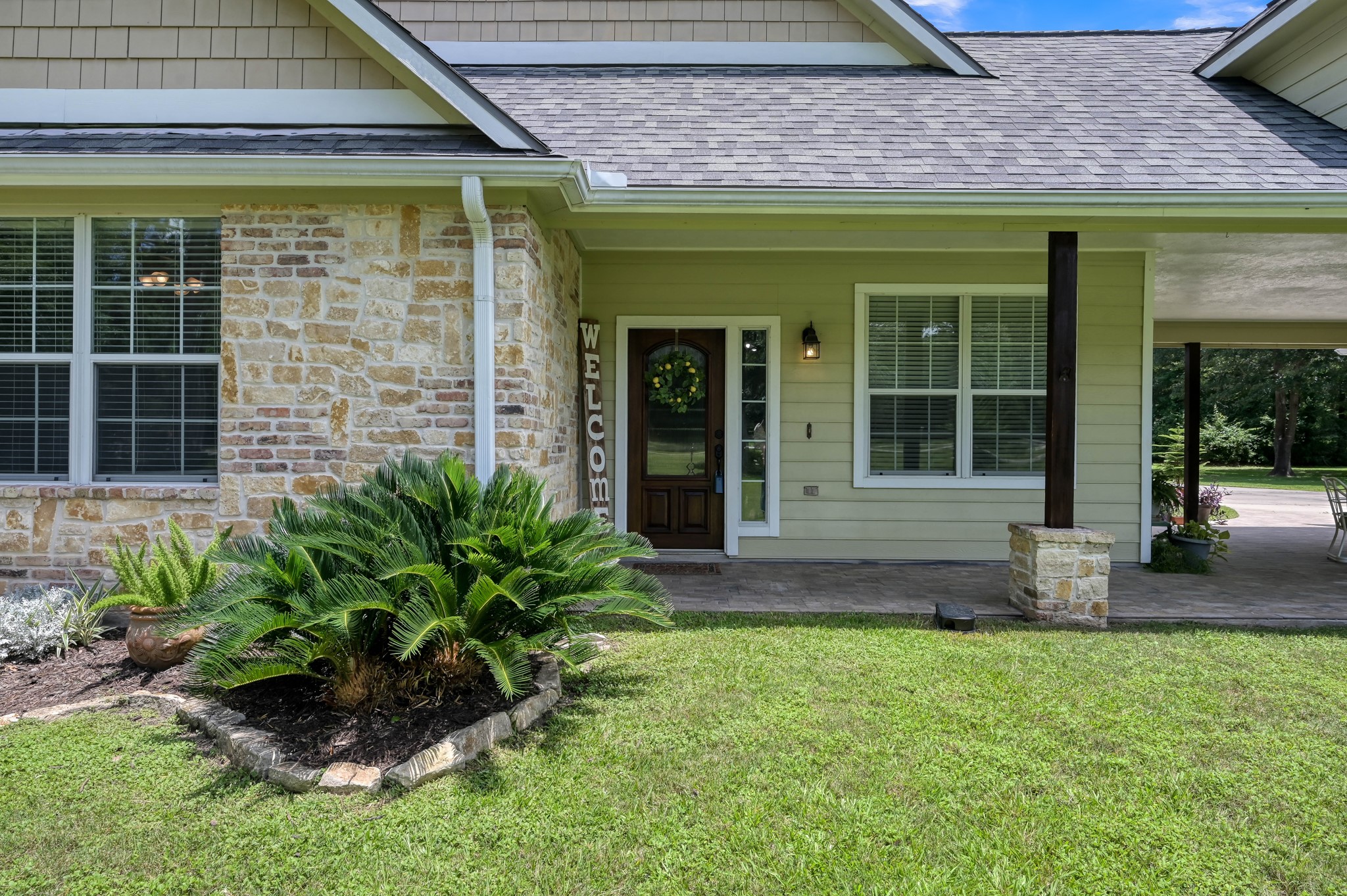 107 Ebner Lake Front Drive Property Photo 8