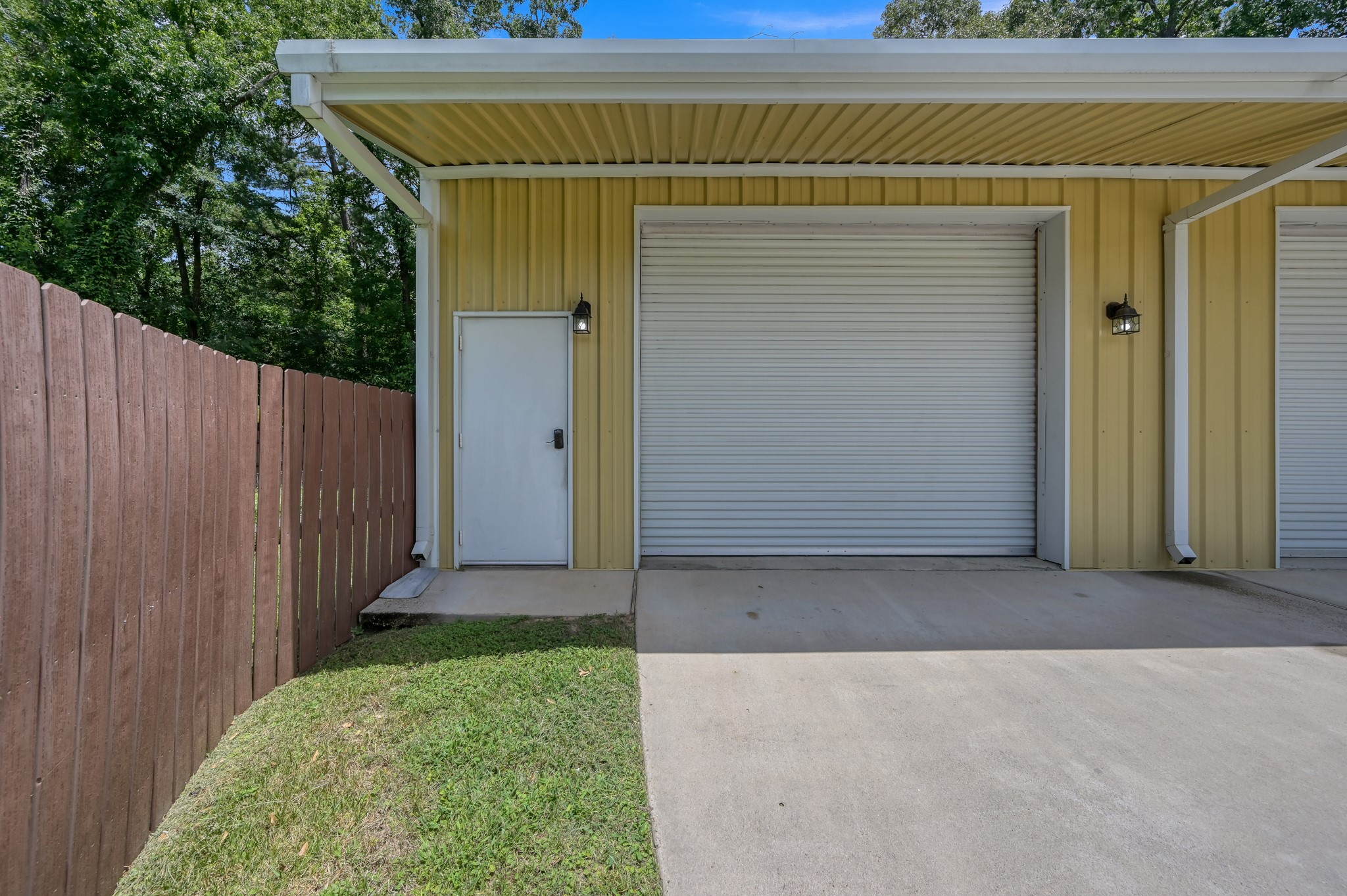 107 Ebner Lake Front Drive Property Photo 41
