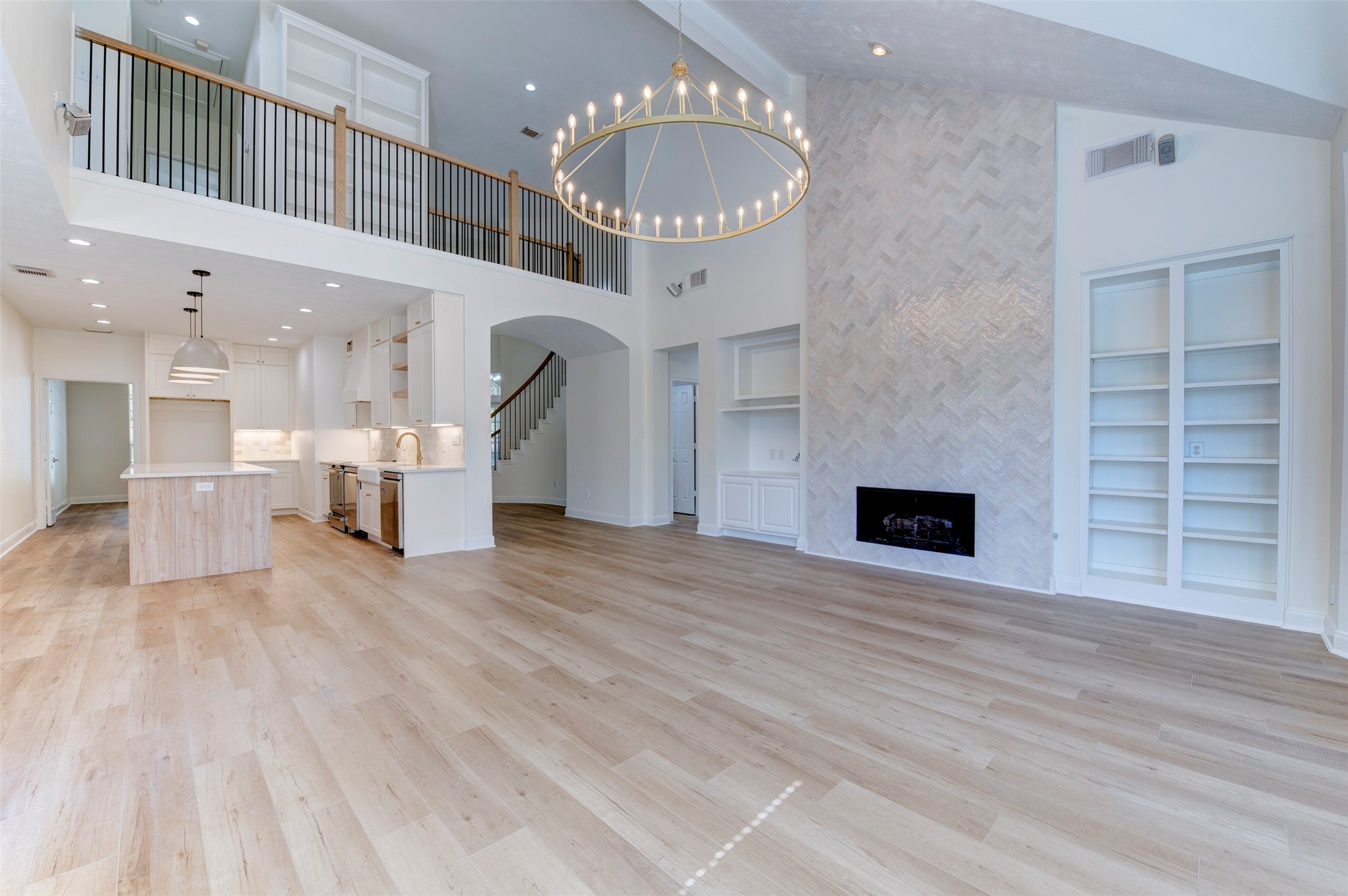 12027 Bolero Point Lane Property Photo 9