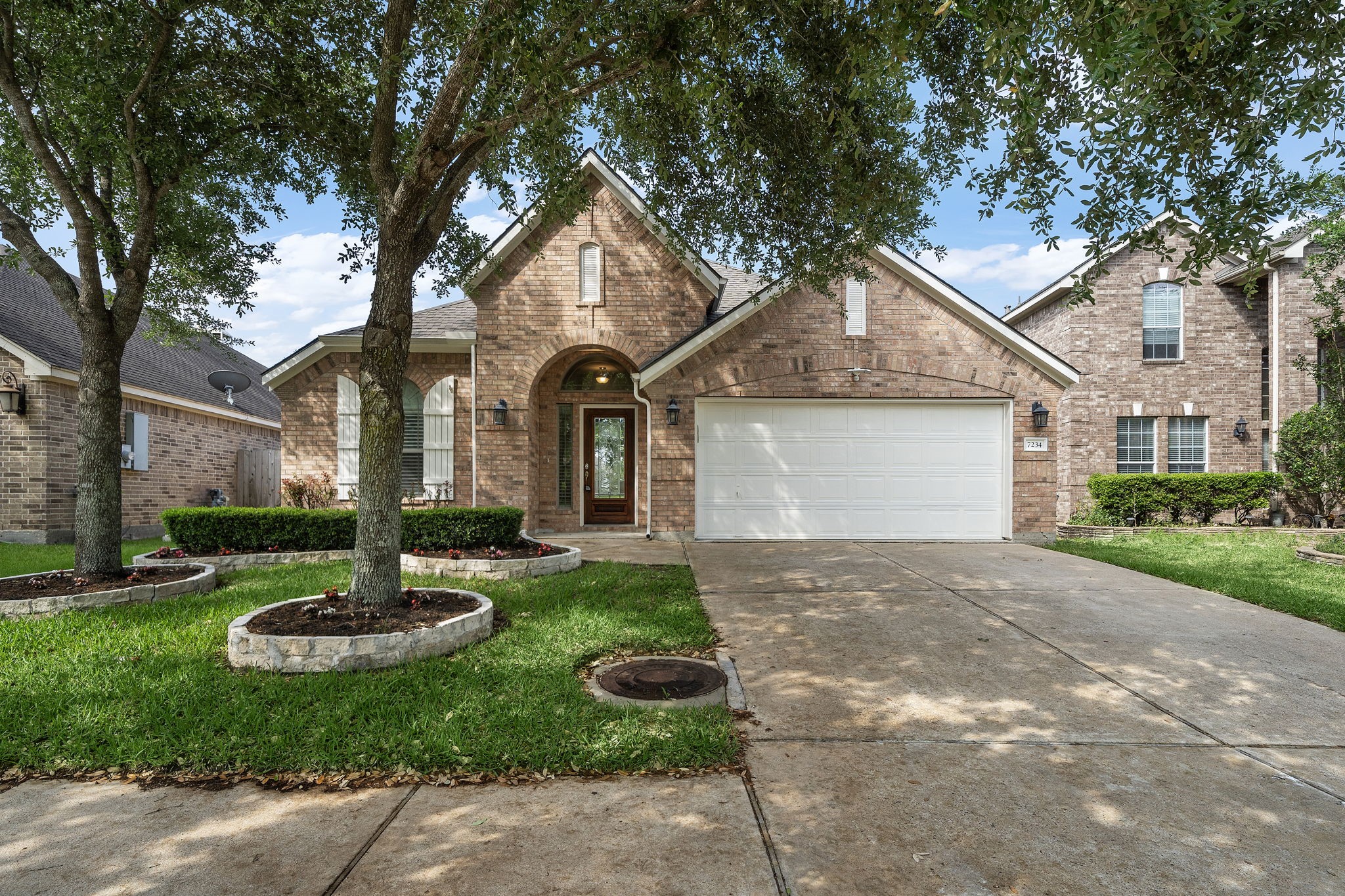 7234 Rambling Tree Lane Property Photo