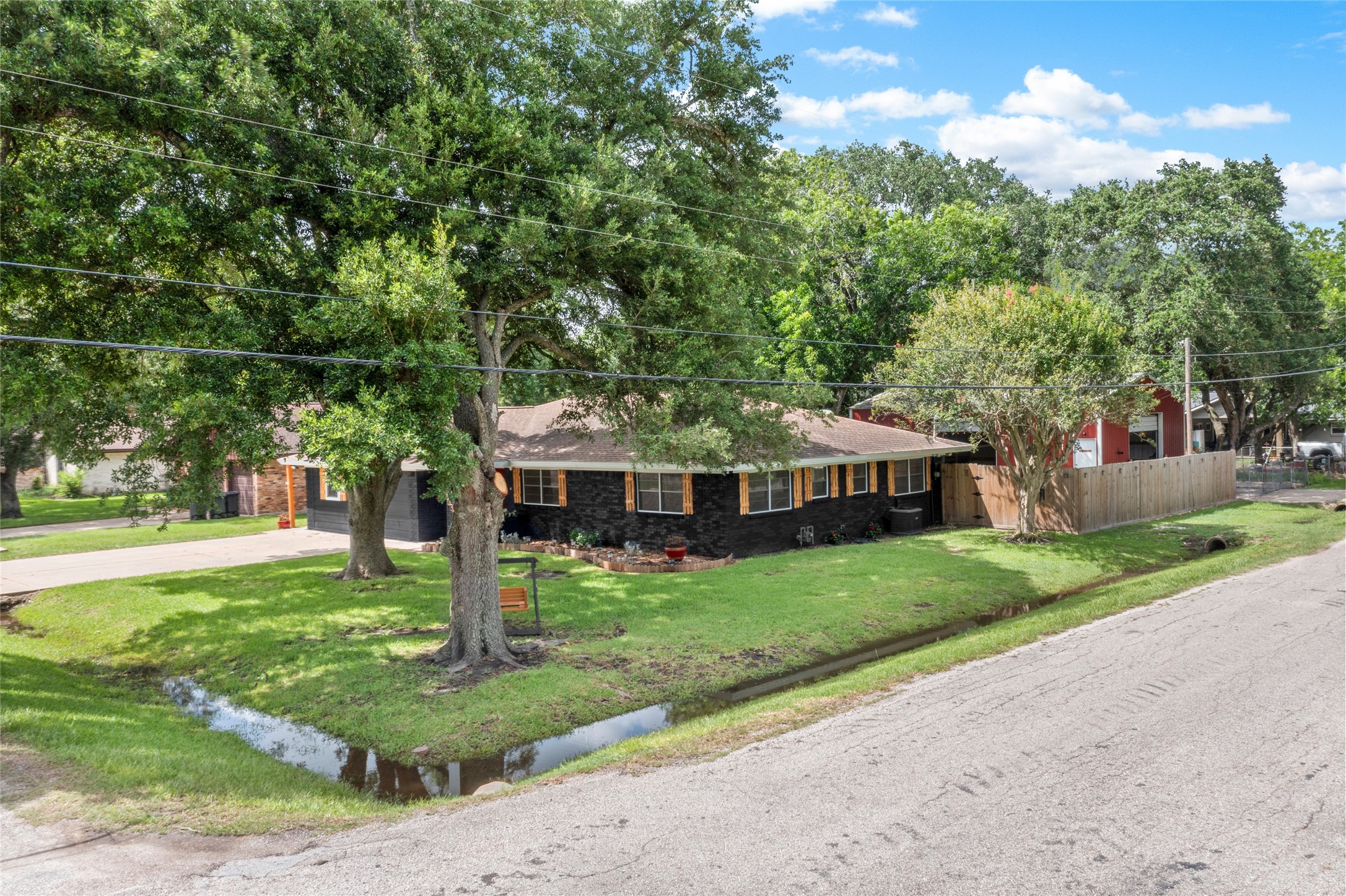 1531 Avenue D Property Photo