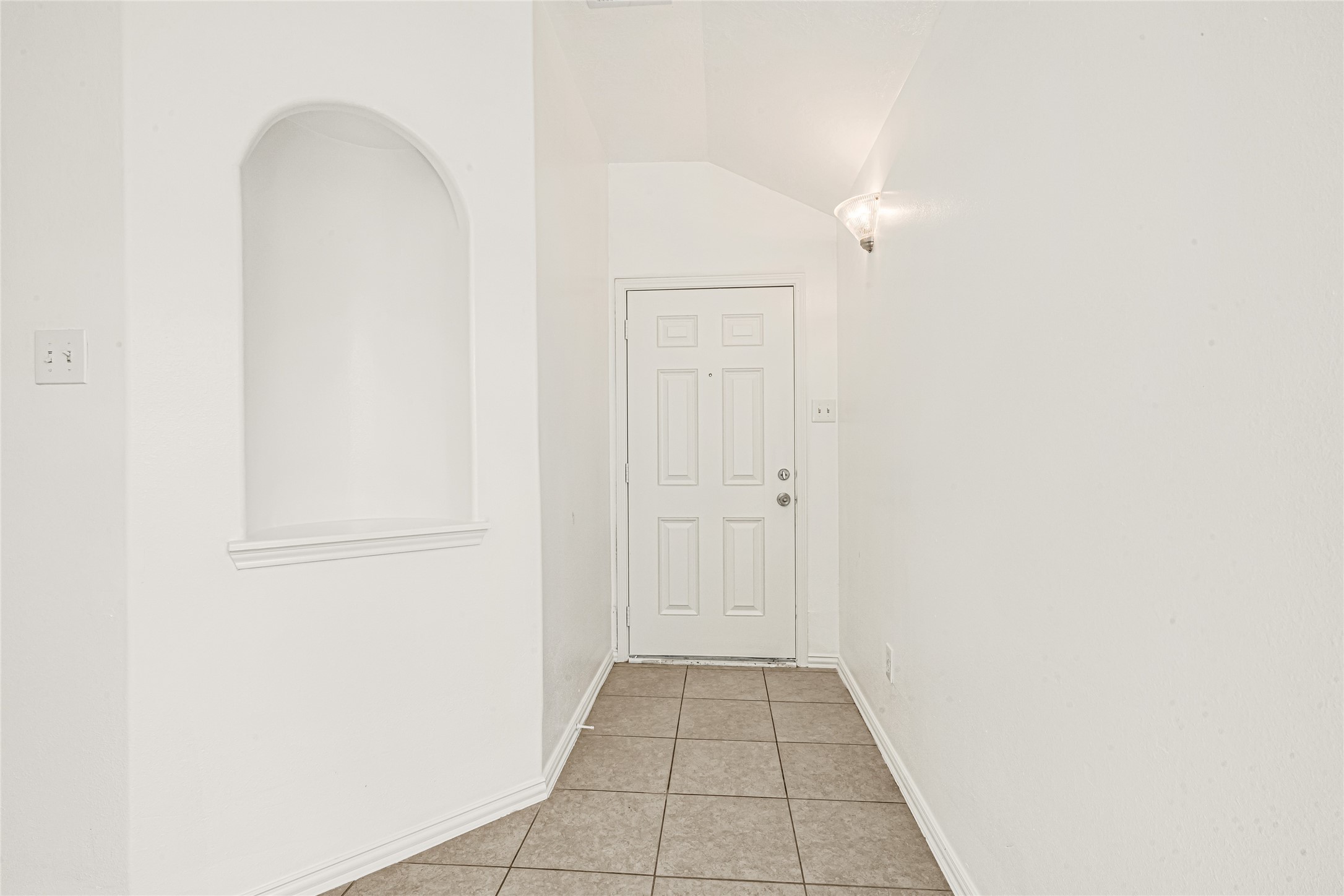 3618 Fiorella Way Property Photo 4