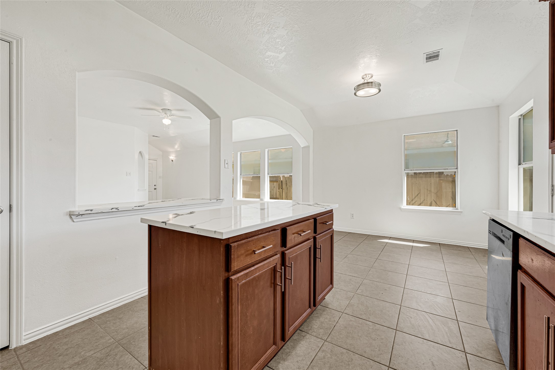 3618 Fiorella Way Property Photo 10