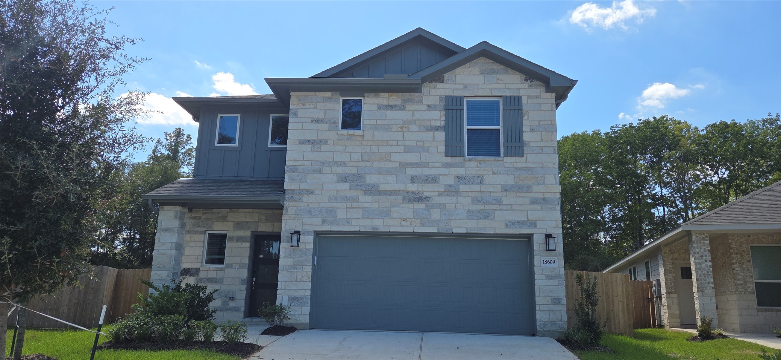 18609 Timber Glen Court Property Photo 1