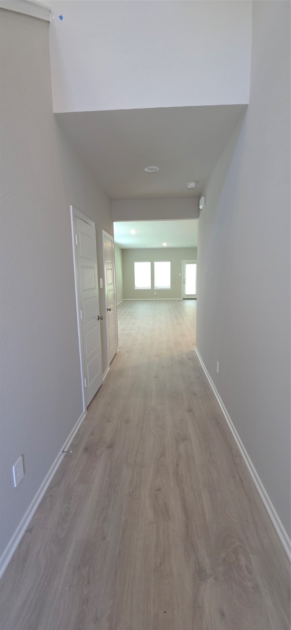 18609 Timber Glen Court Property Photo 5
