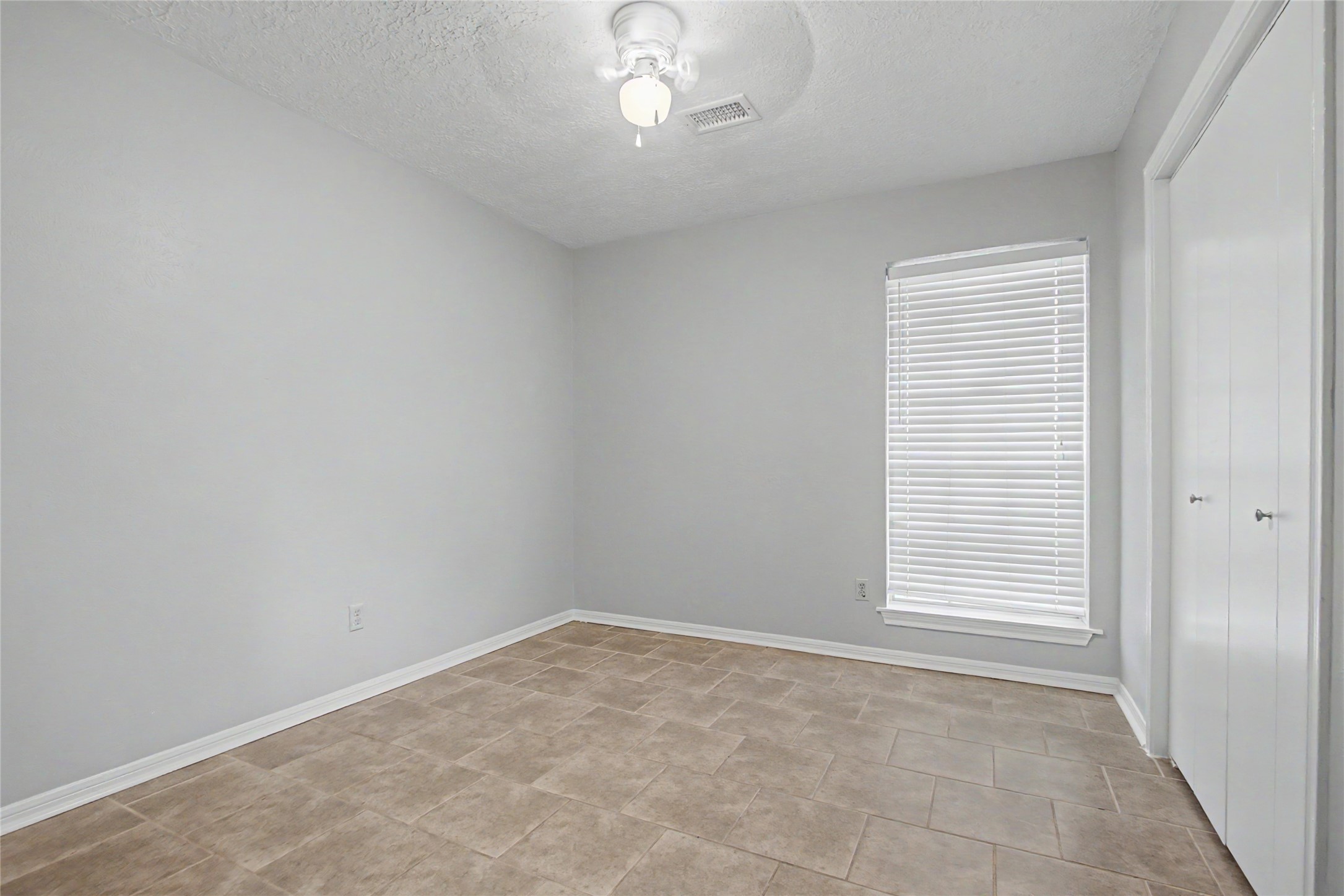 3519 Saratoga Drive Property Photo 15