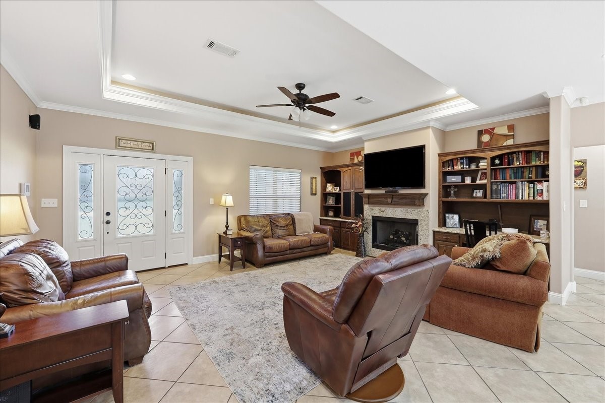 8060 E Ashford Park Property Photo 6