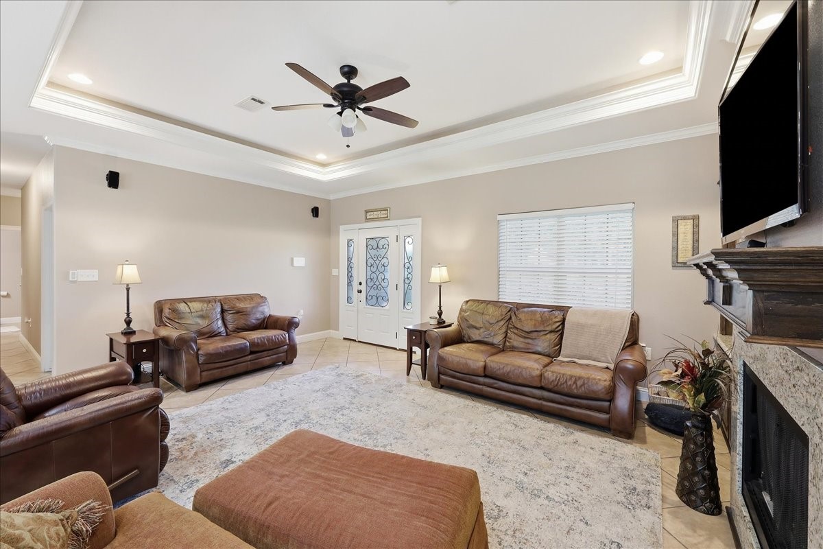 8060 E Ashford Park Property Photo 7