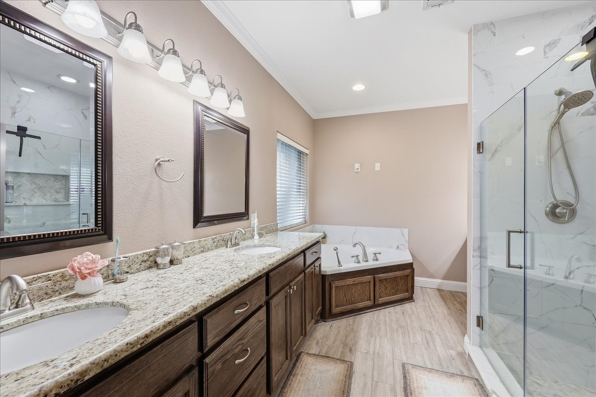 8060 E Ashford Park Property Photo 20