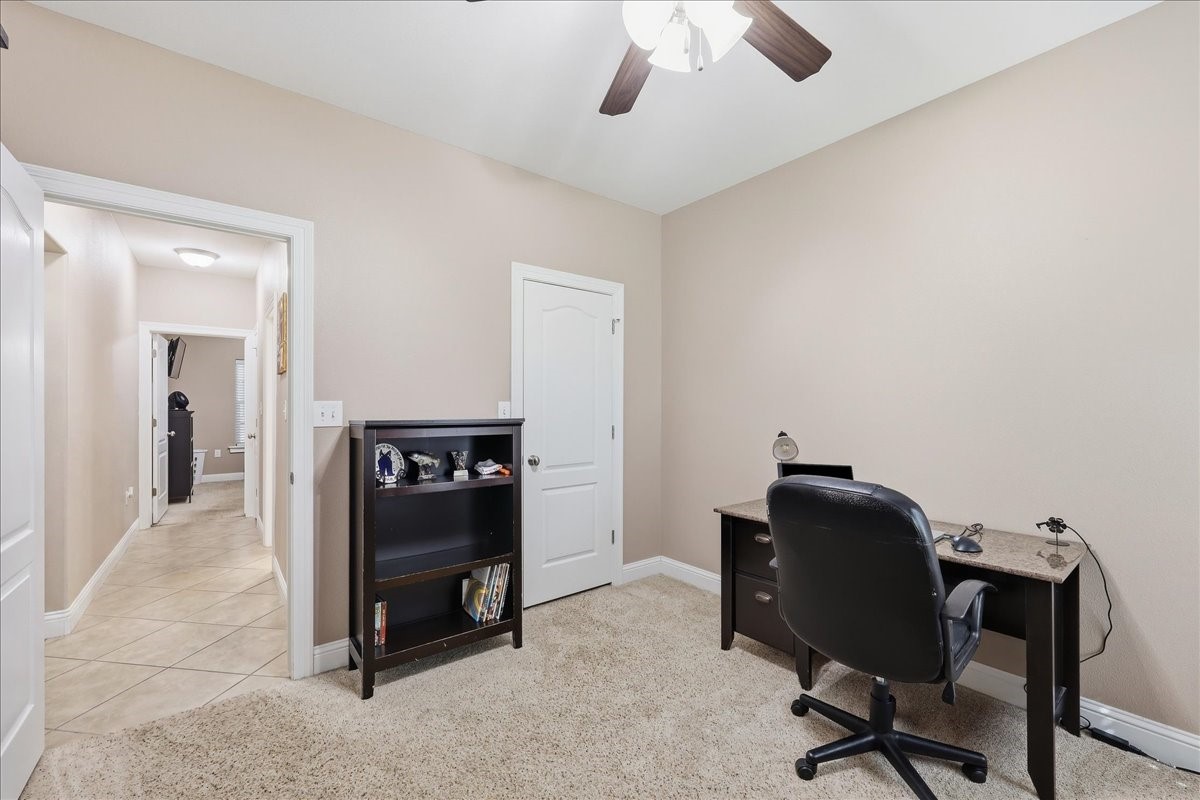 8060 E Ashford Park Property Photo 27
