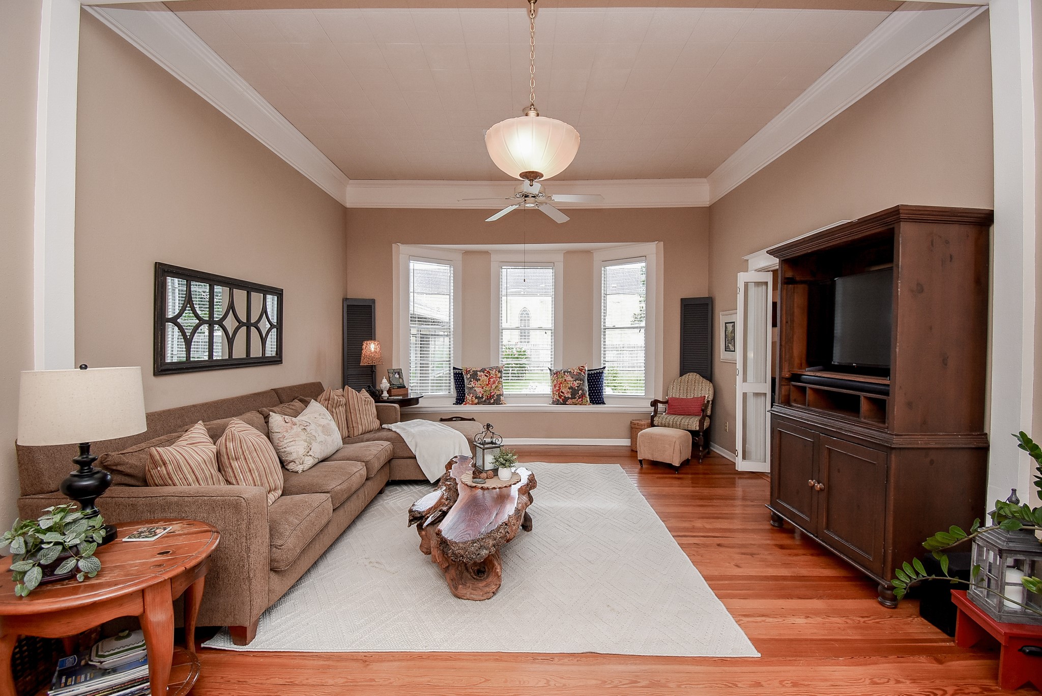 401 Fahrenthold Street Property Photo 2
