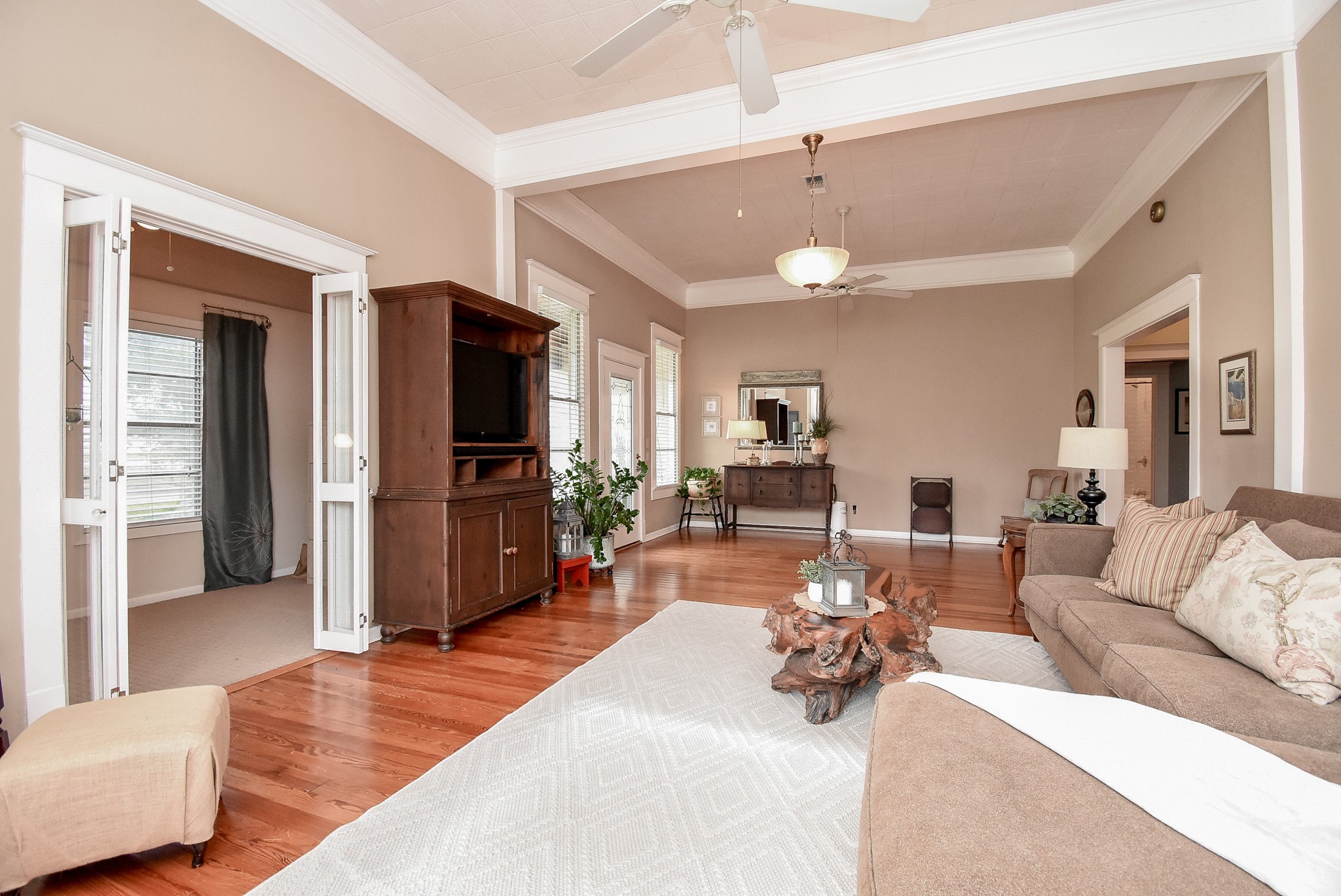 401 Fahrenthold Street Property Photo 5