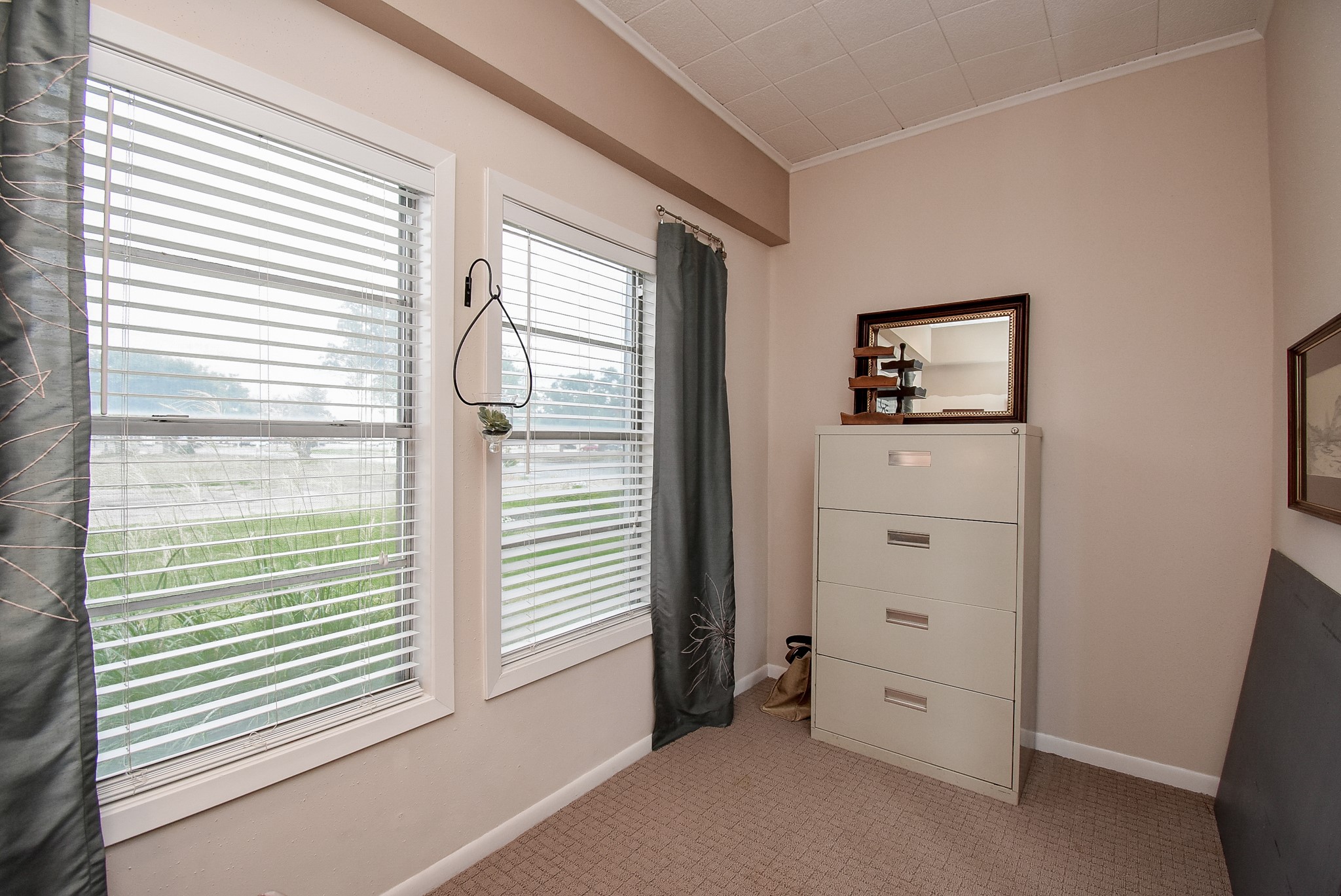 401 Fahrenthold Street Property Photo 10