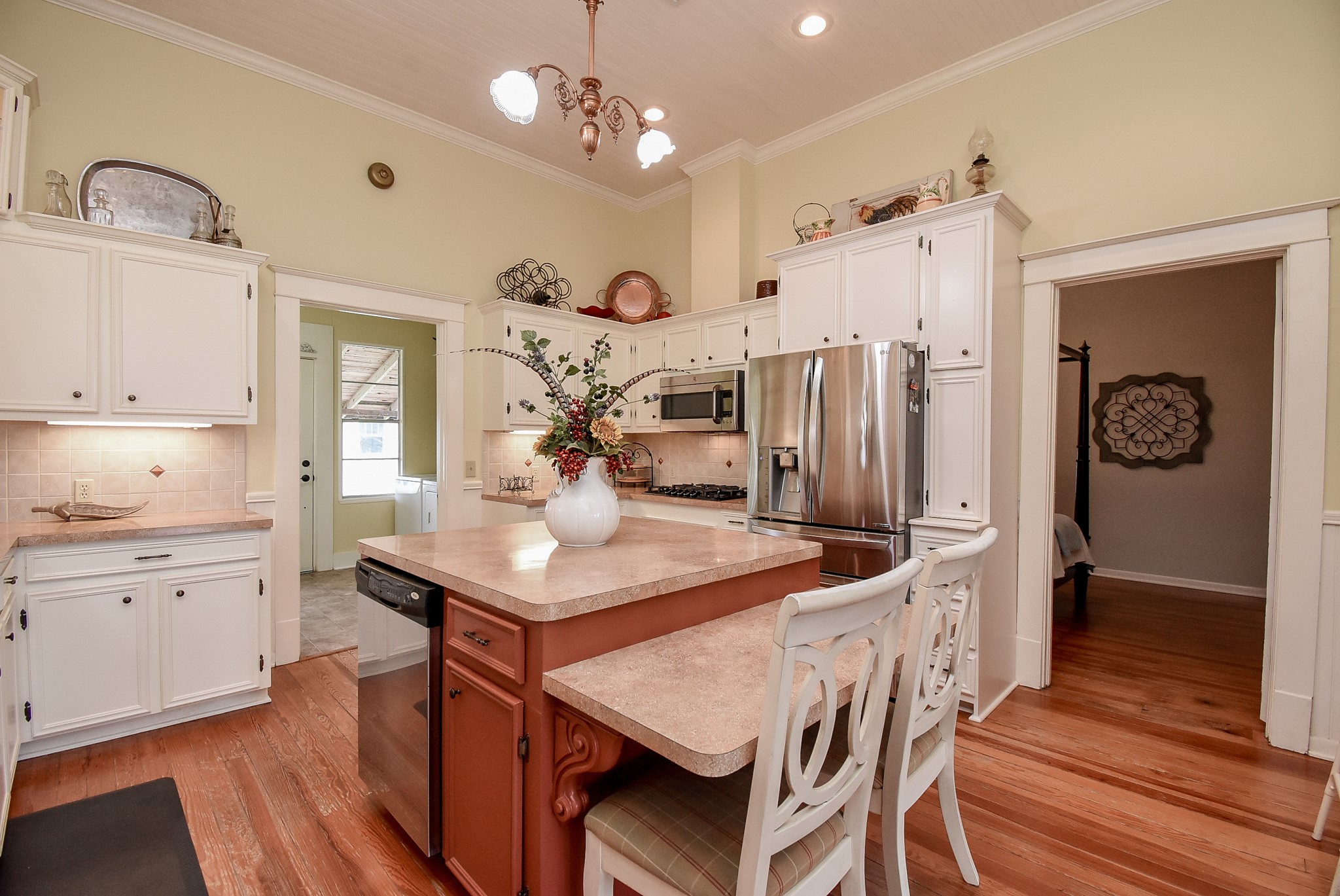 401 Fahrenthold Street Property Photo 12