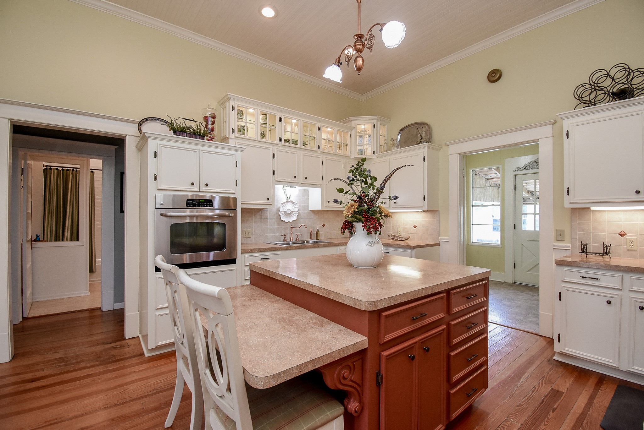 401 Fahrenthold Street Property Photo 15