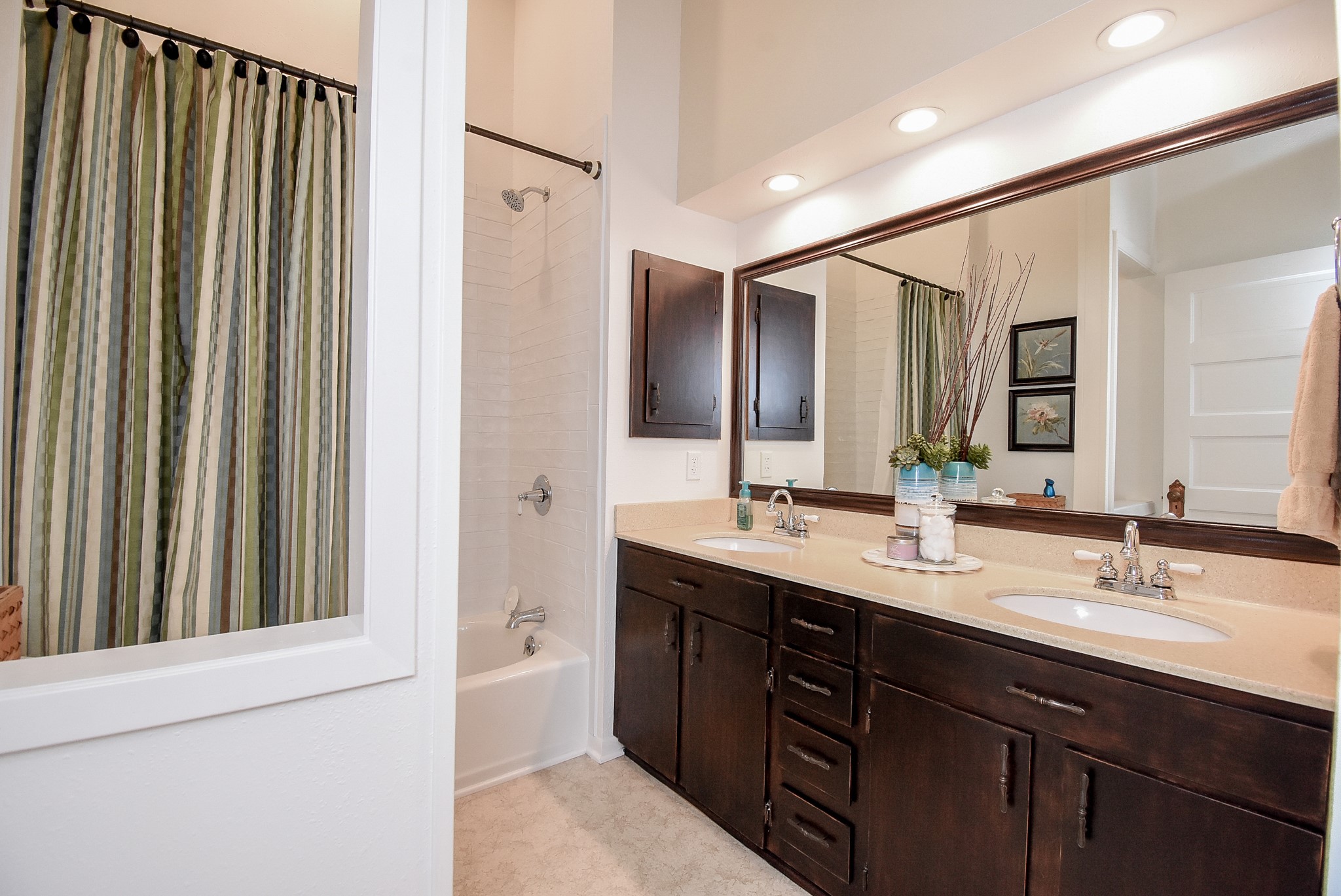 401 Fahrenthold Street Property Photo 29