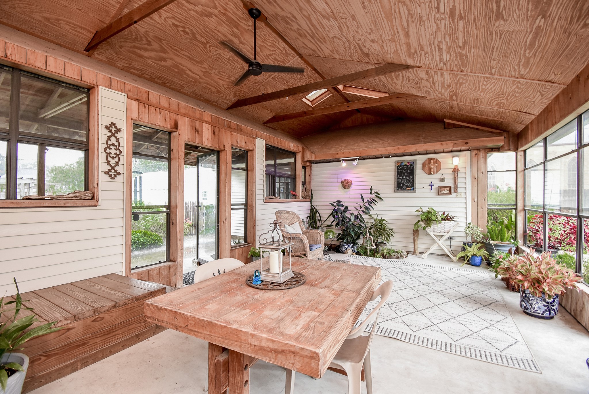 401 Fahrenthold Street Property Photo 36