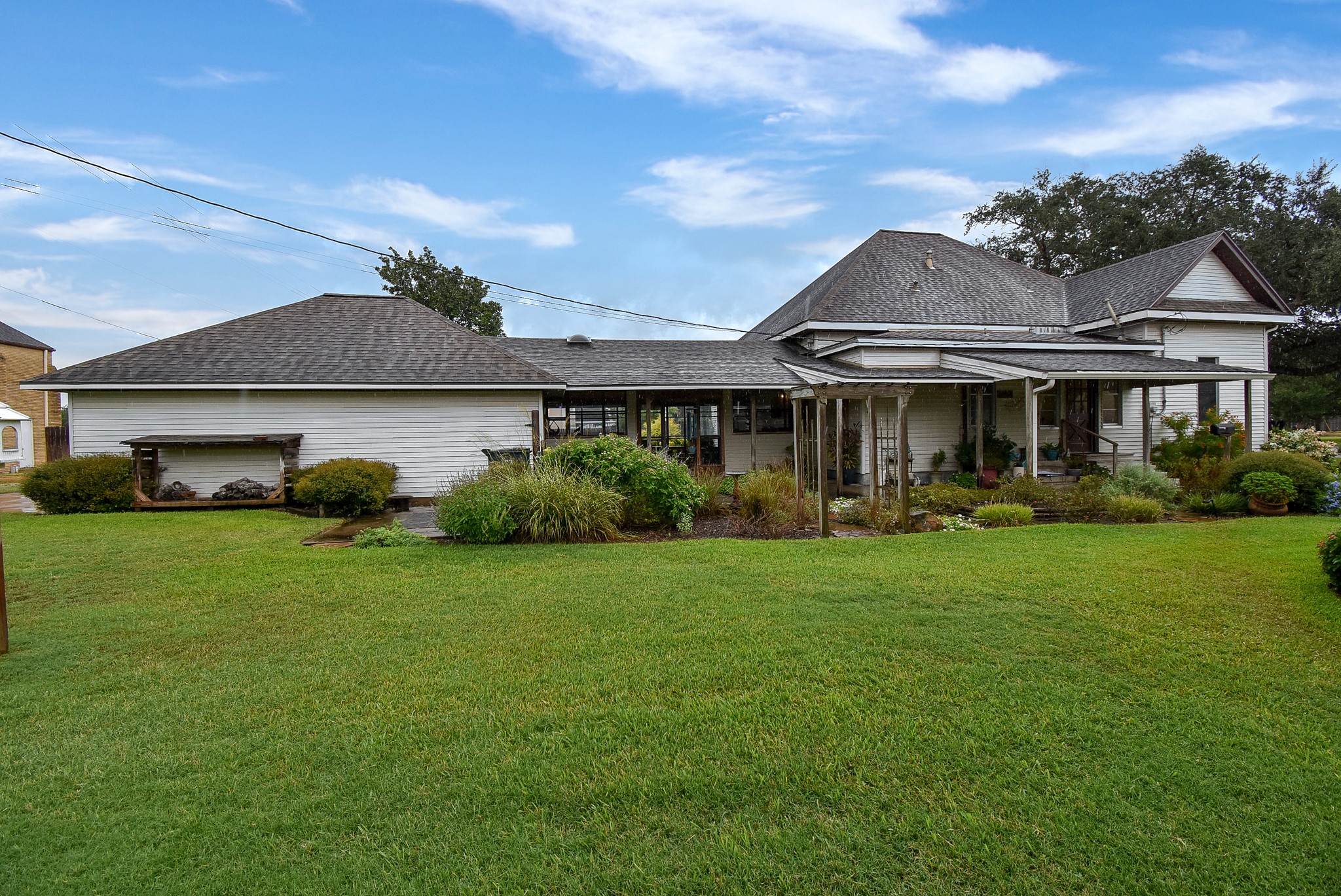 401 Fahrenthold Street Property Photo 41