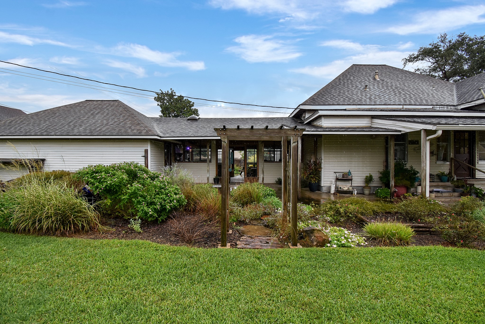 401 Fahrenthold Street Property Photo 42
