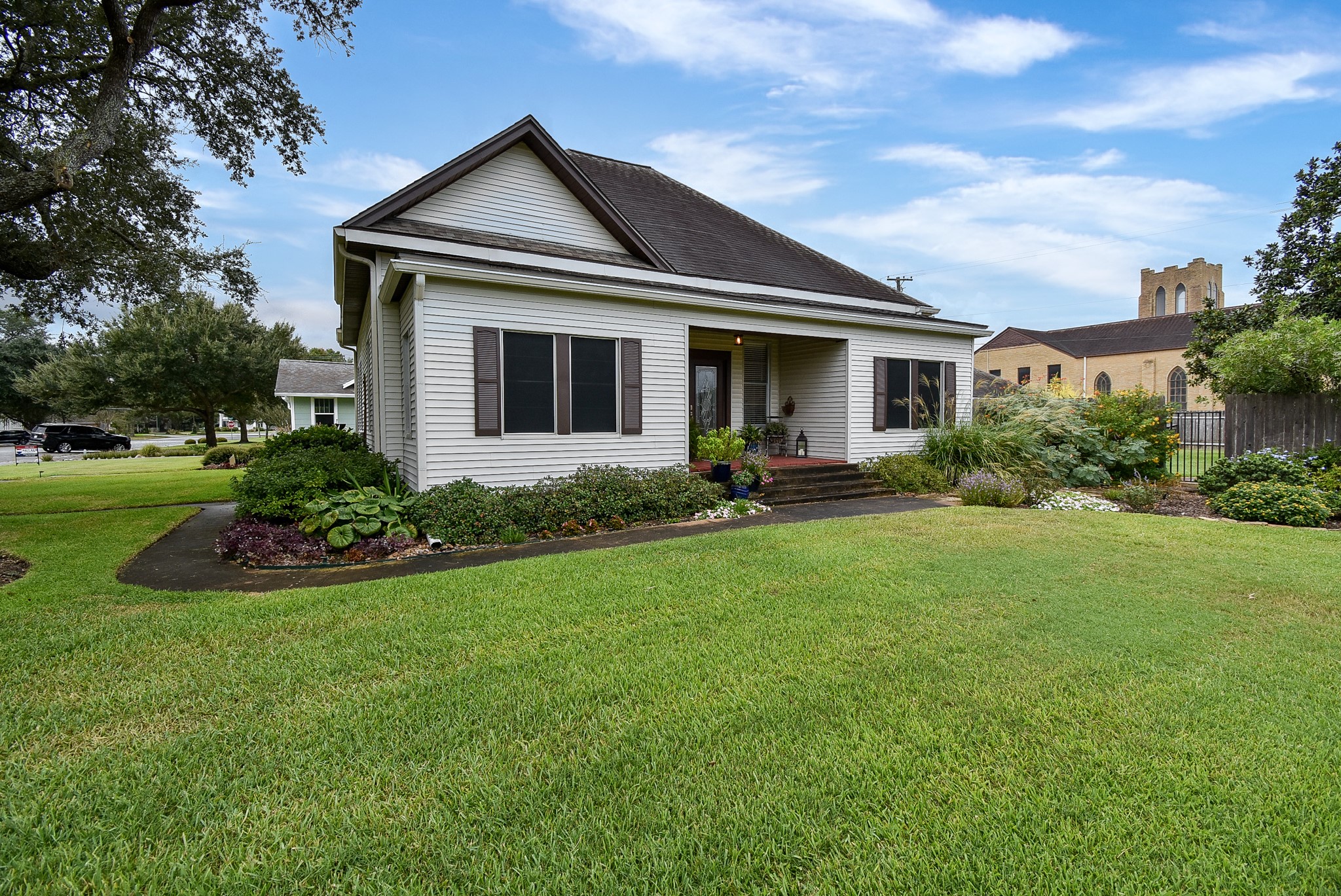 401 Fahrenthold Street Property Photo 48