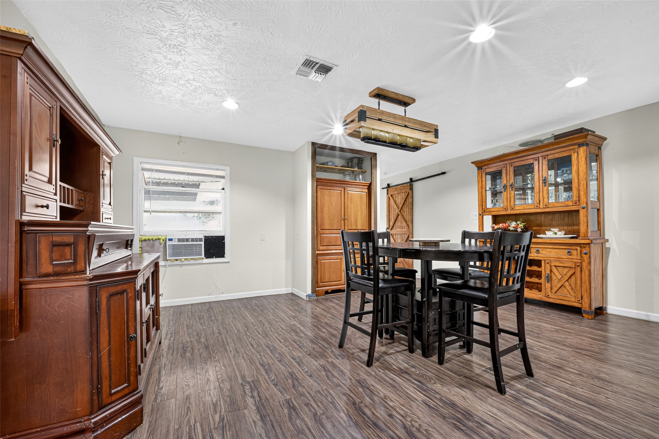 306 Tilden Drive Property Photo 13