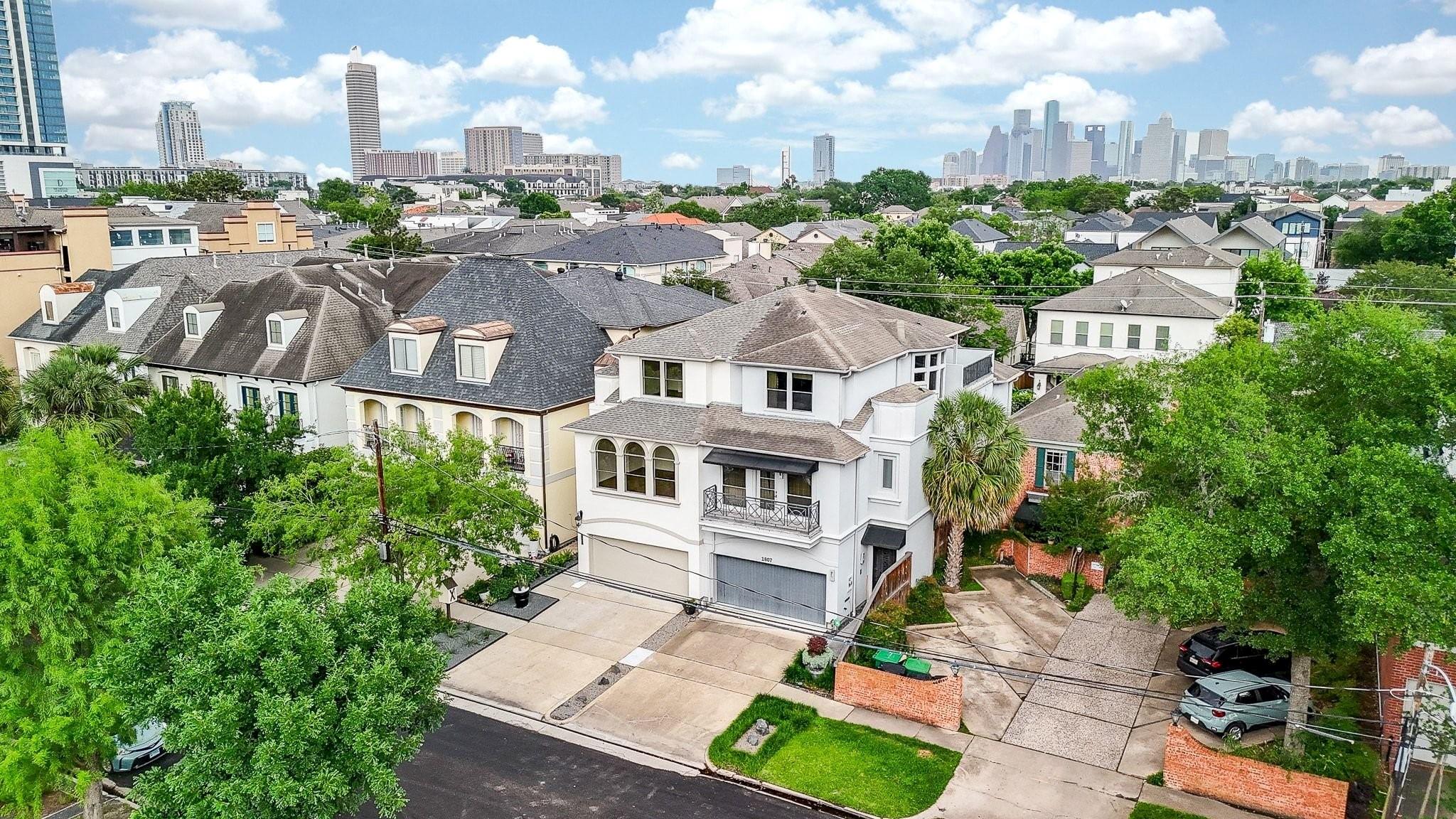 1805 Brun Street, Houston Tx 77019 Property Photo 1
