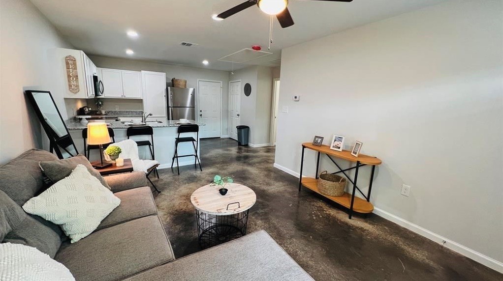635 N Mlk Drive Property Photo 3
