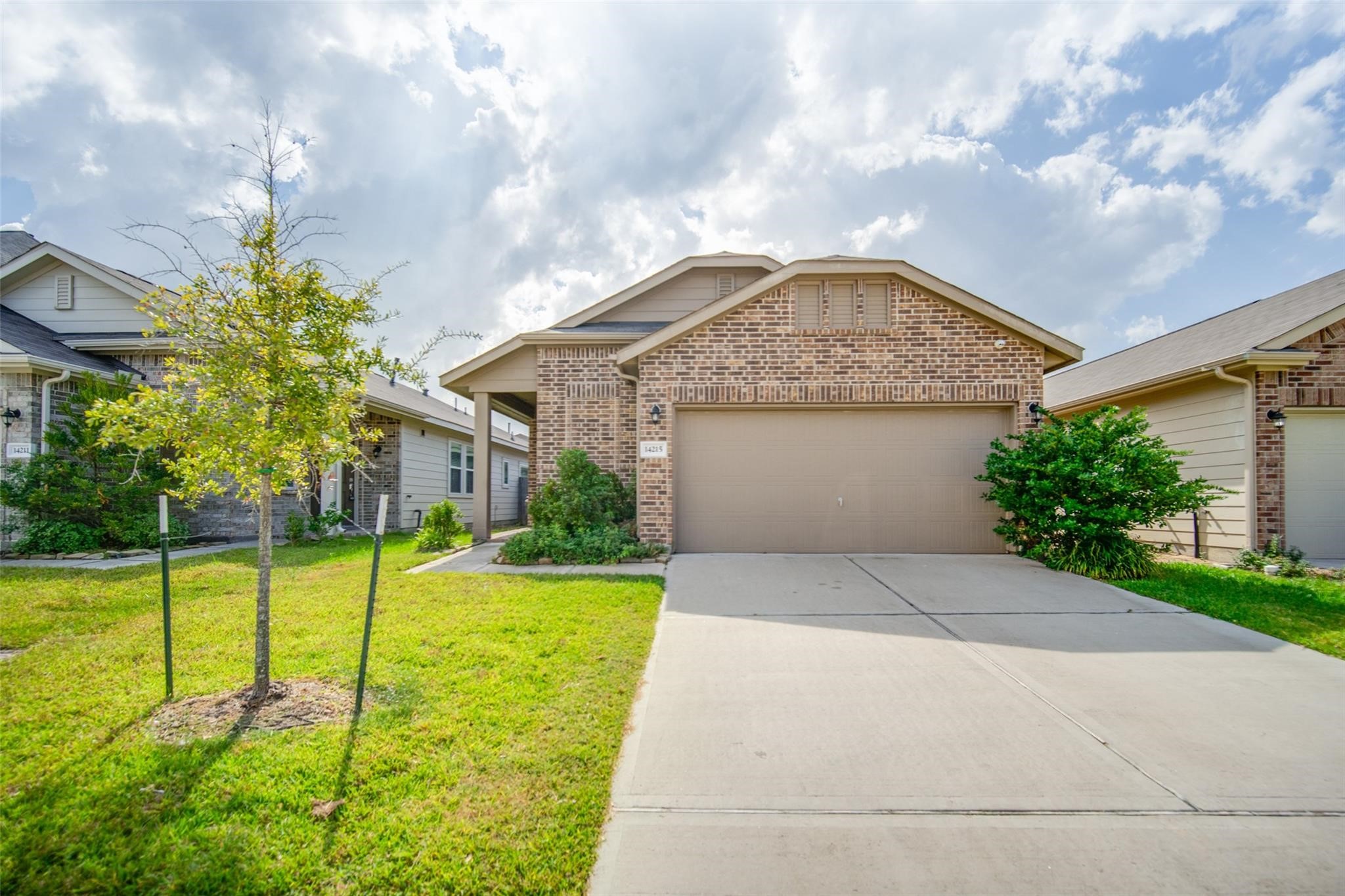 14215 Campo Vista Dr Property Photo 1
