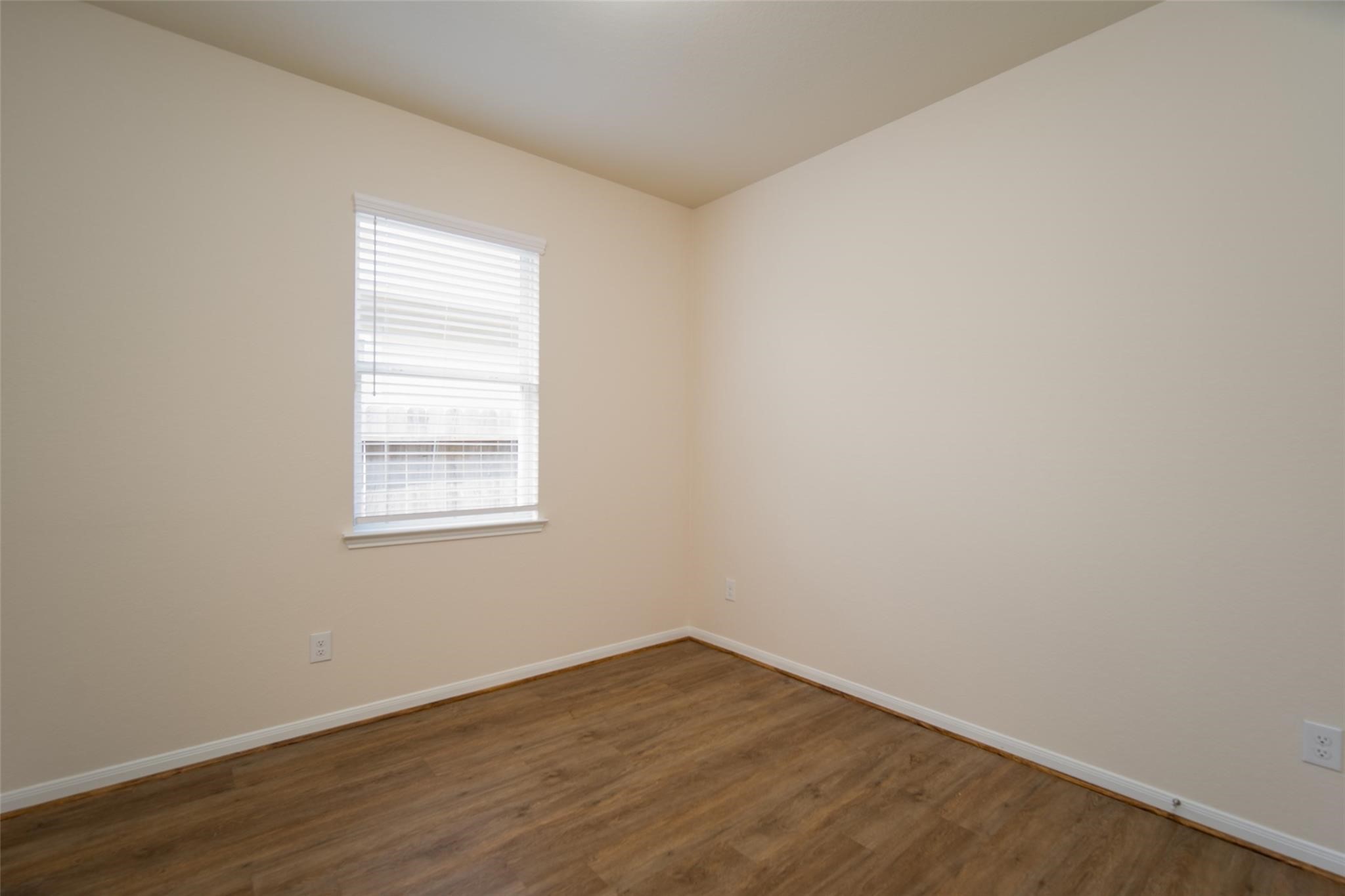 14215 Campo Vista Dr Property Photo 28