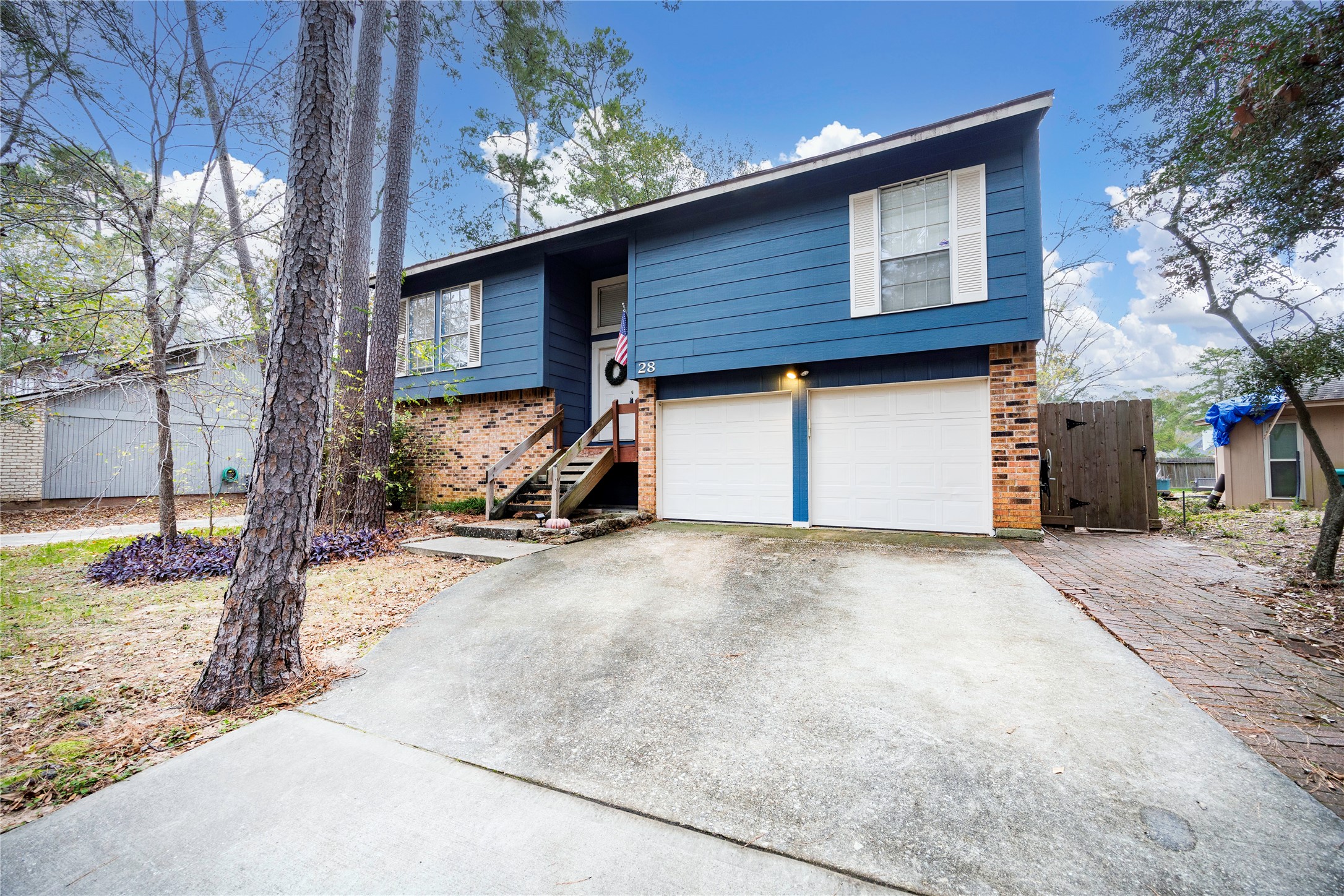 28 Night Hawk Place Property Photo 3