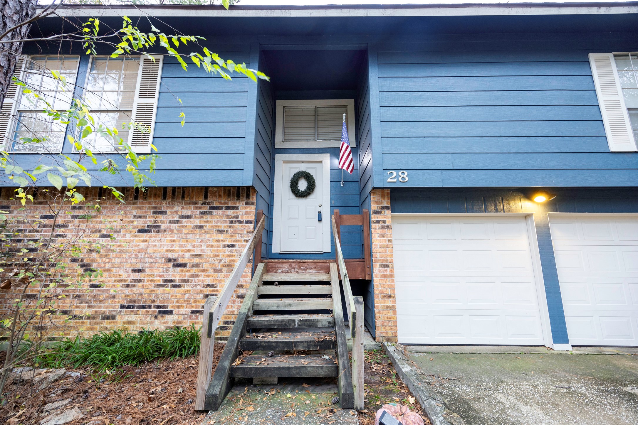 28 Night Hawk Place Property Photo 4