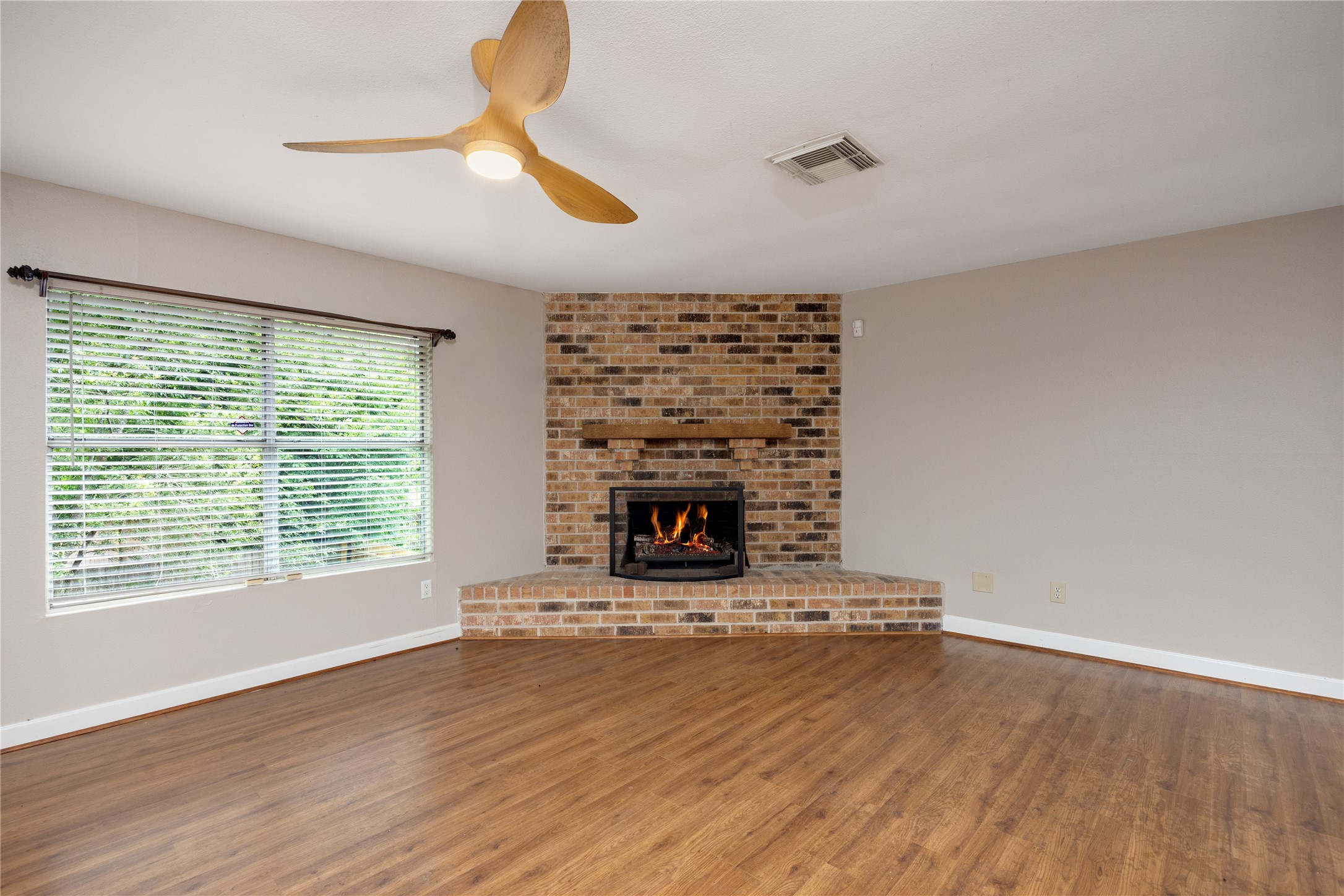 28 Night Hawk Place Property Photo 16