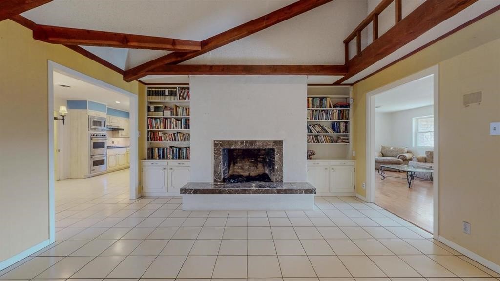5710 Pickwick Lane Property Photo 3