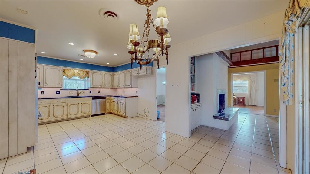 5710 Pickwick Lane Property Photo 23