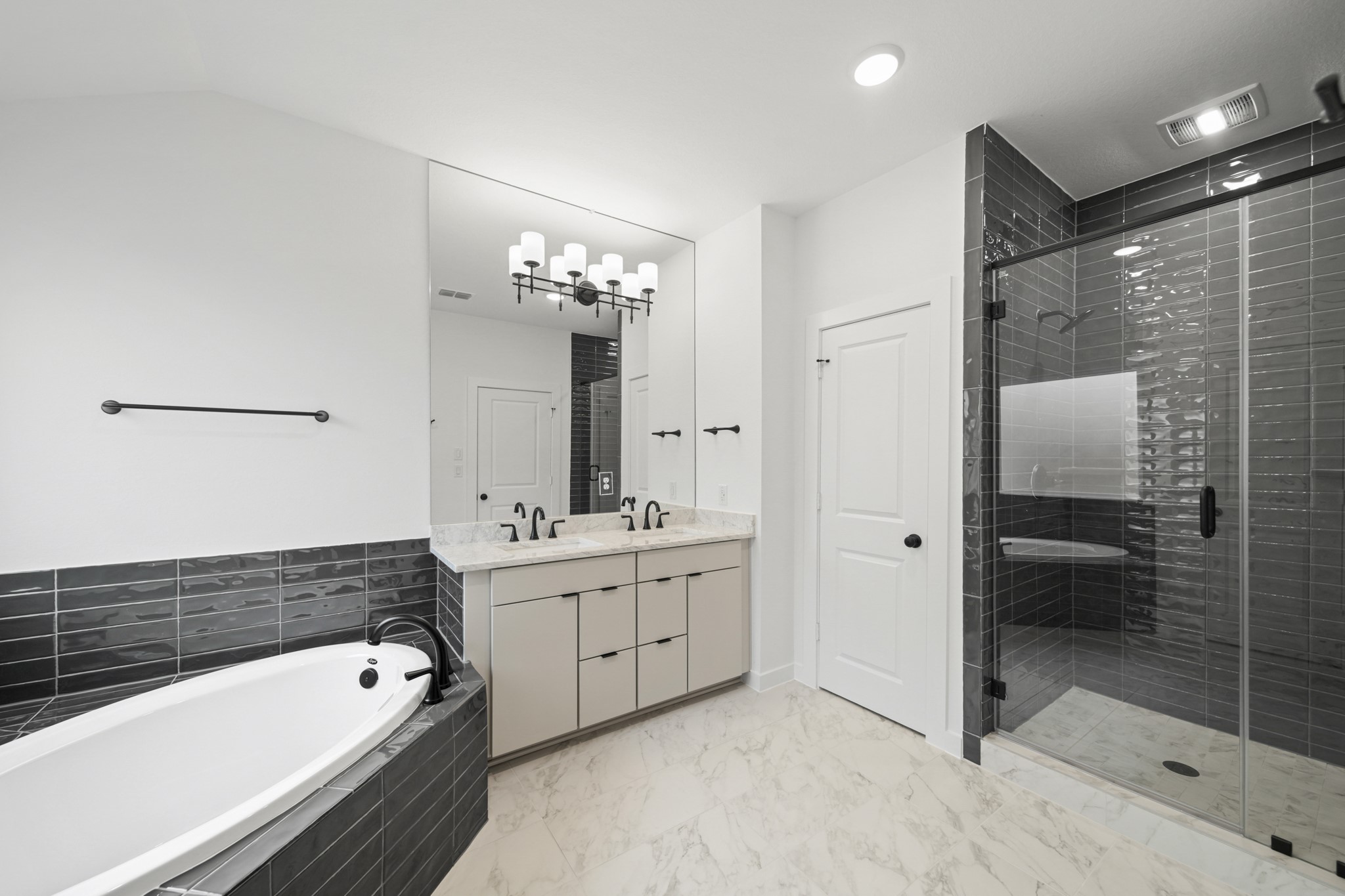 10206 Van Gogh Court Property Photo 10