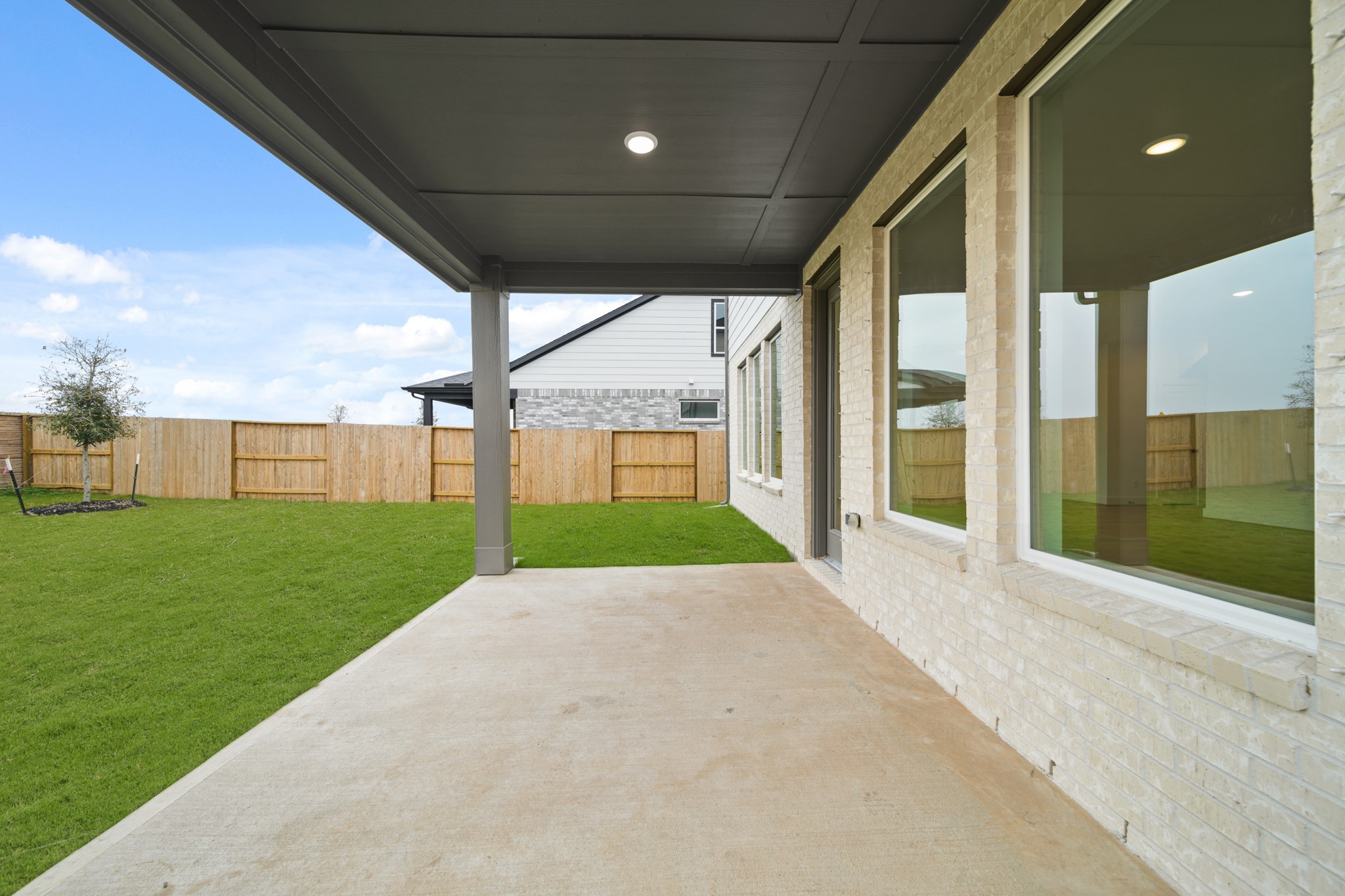 10206 Van Gogh Court Property Photo 13