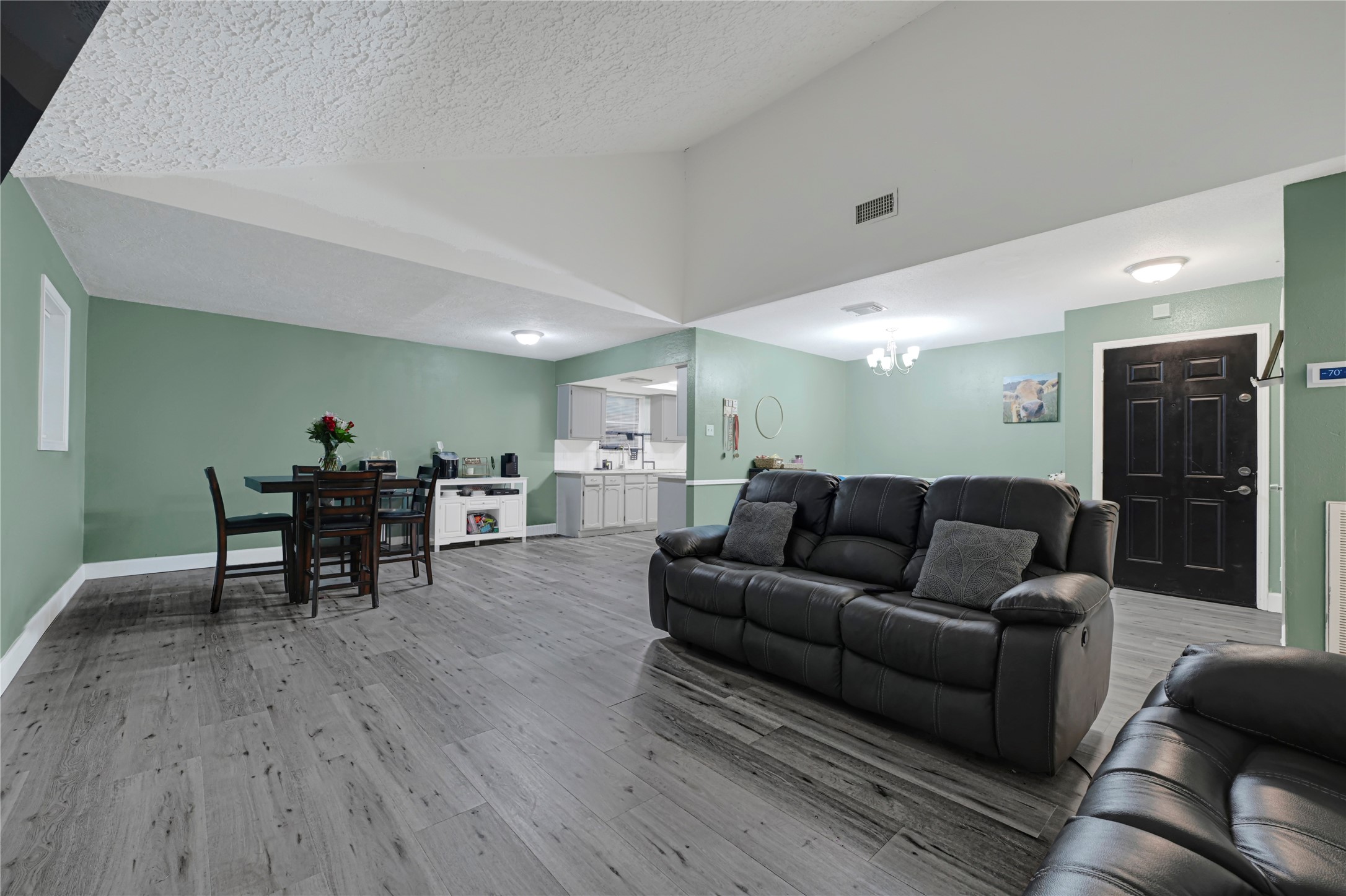 3606 Darling Avenue Property Photo