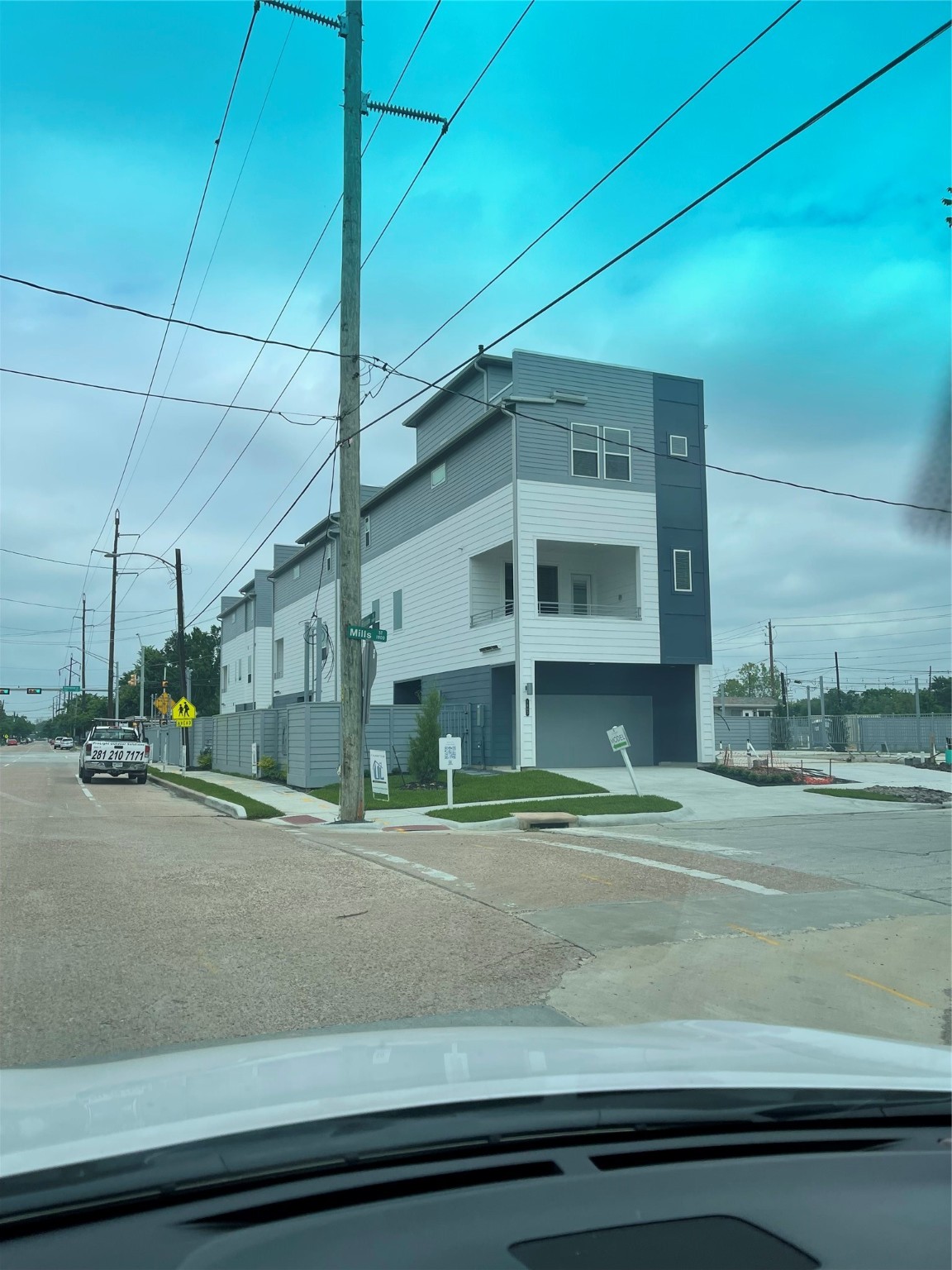 1810 Chase Street Property Photo 4