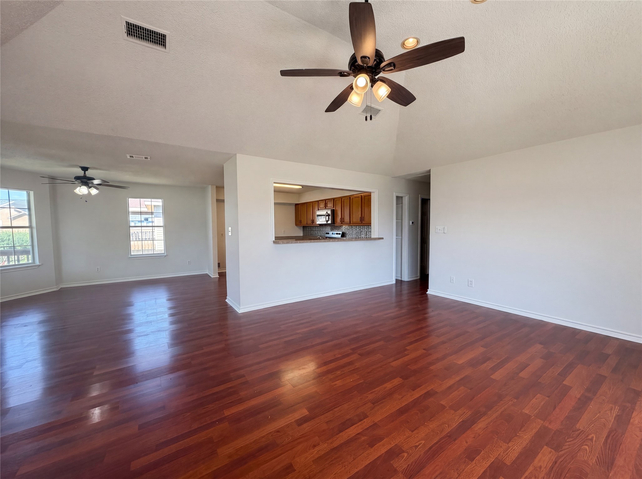 13909 Pirates Beach Boulevard Property Photo 7