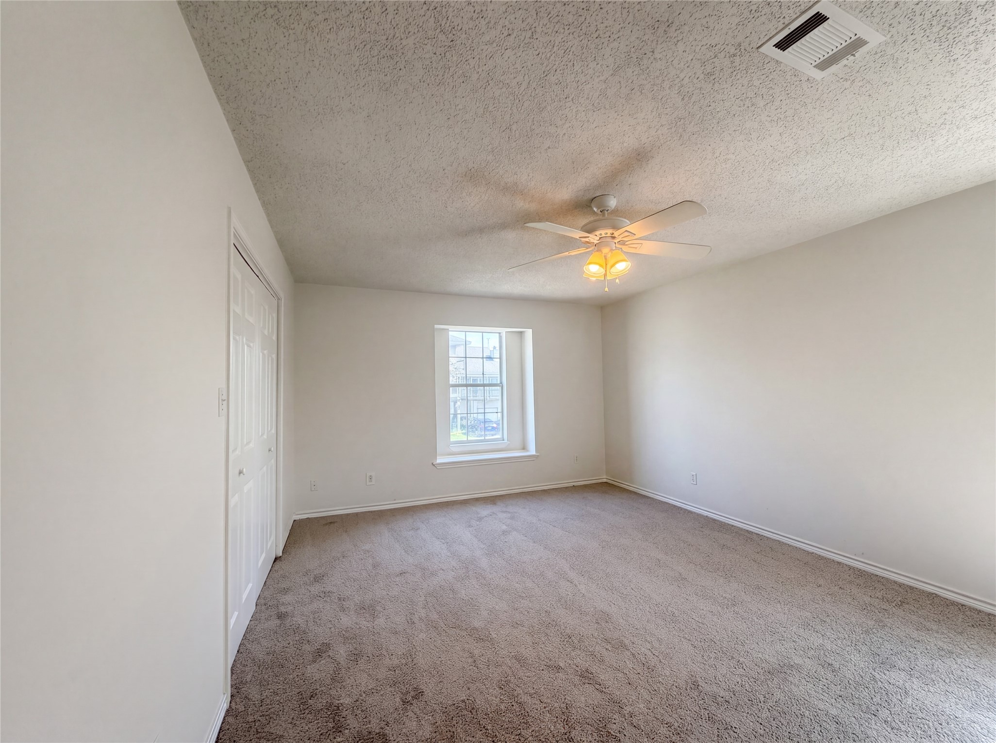 13909 Pirates Beach Boulevard Property Photo 8