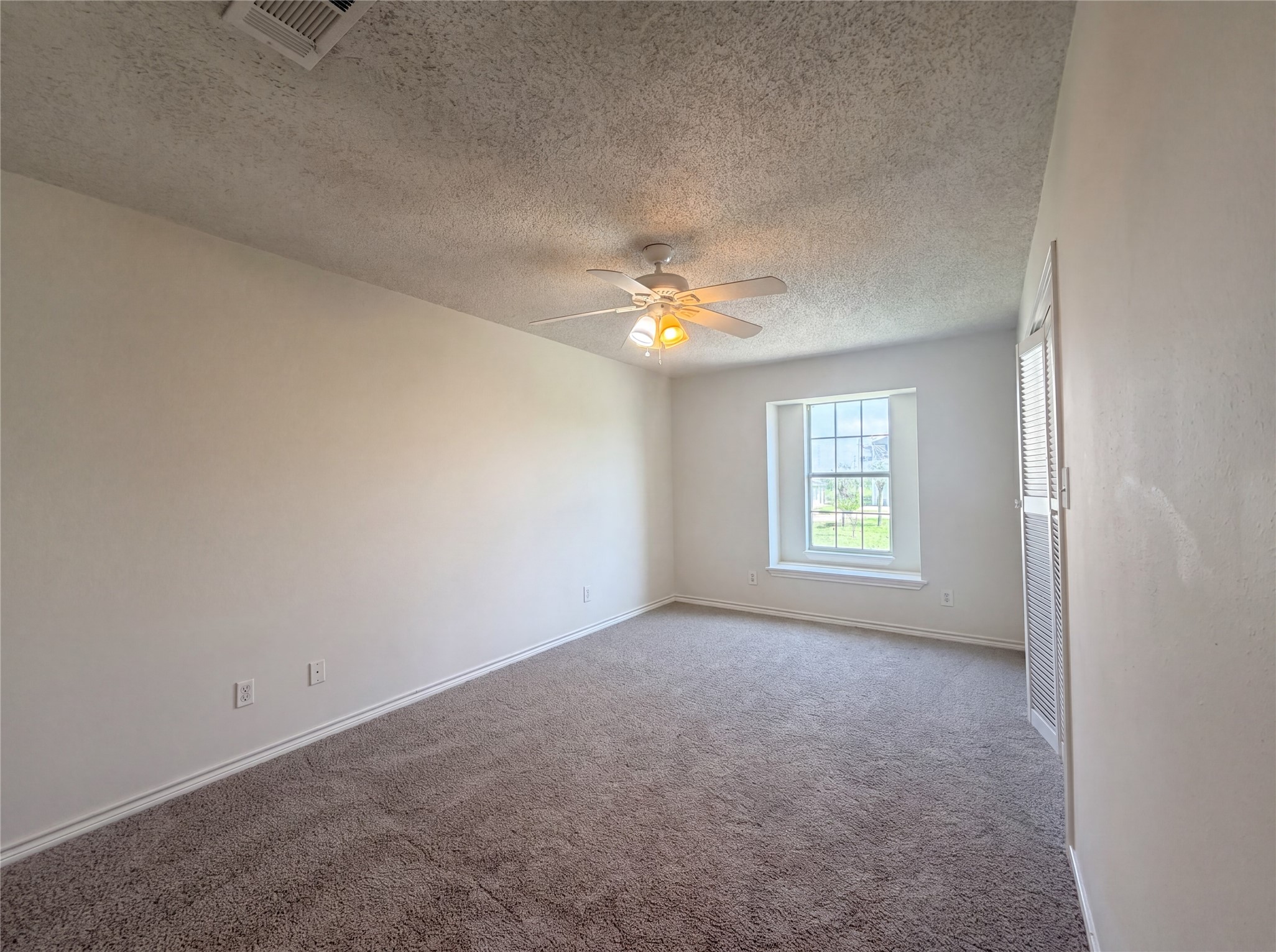 13909 Pirates Beach Boulevard Property Photo 9