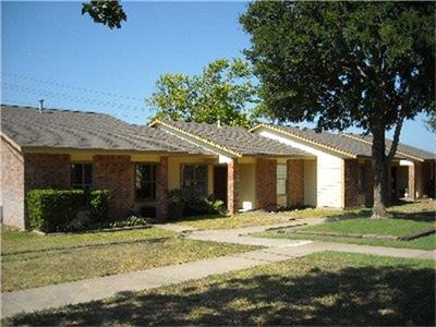 105 Northgate Circle Property Photo 4