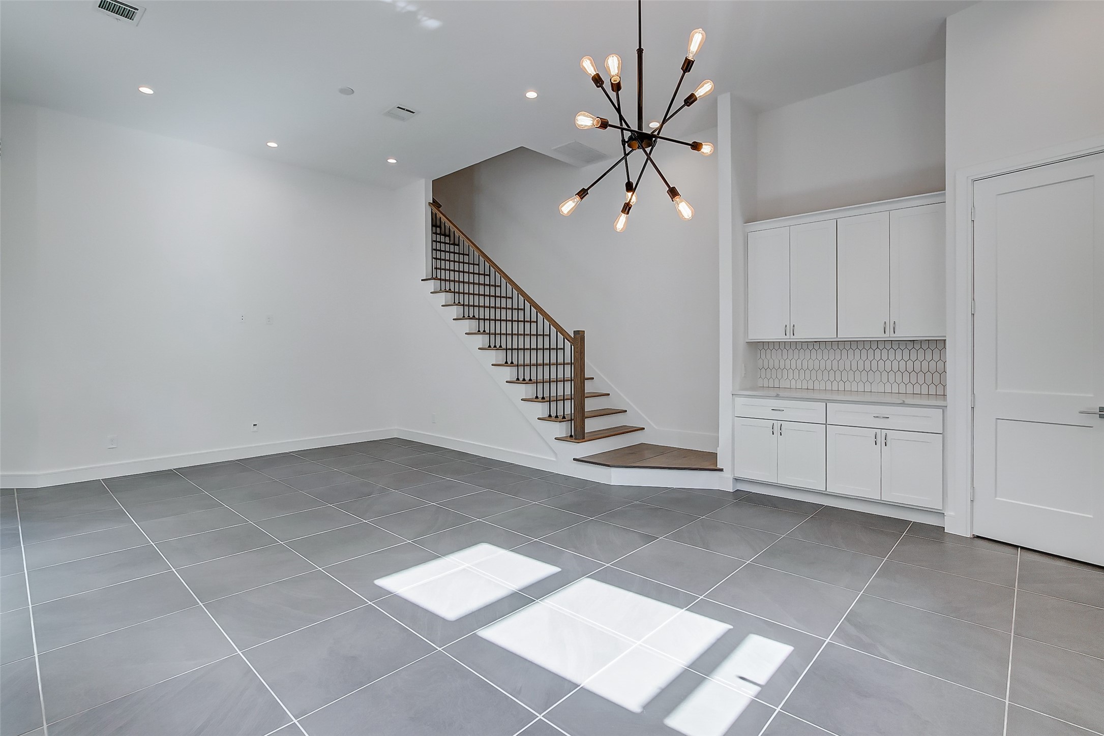 8926 Spring Knoll Forest Drive Property Photo 8