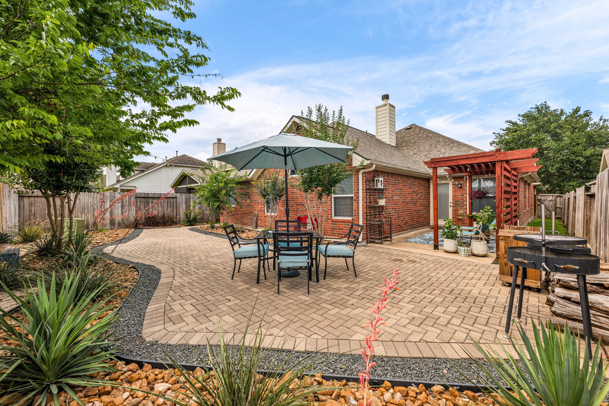 20707 Sapphire Lake Road Property Photo 1