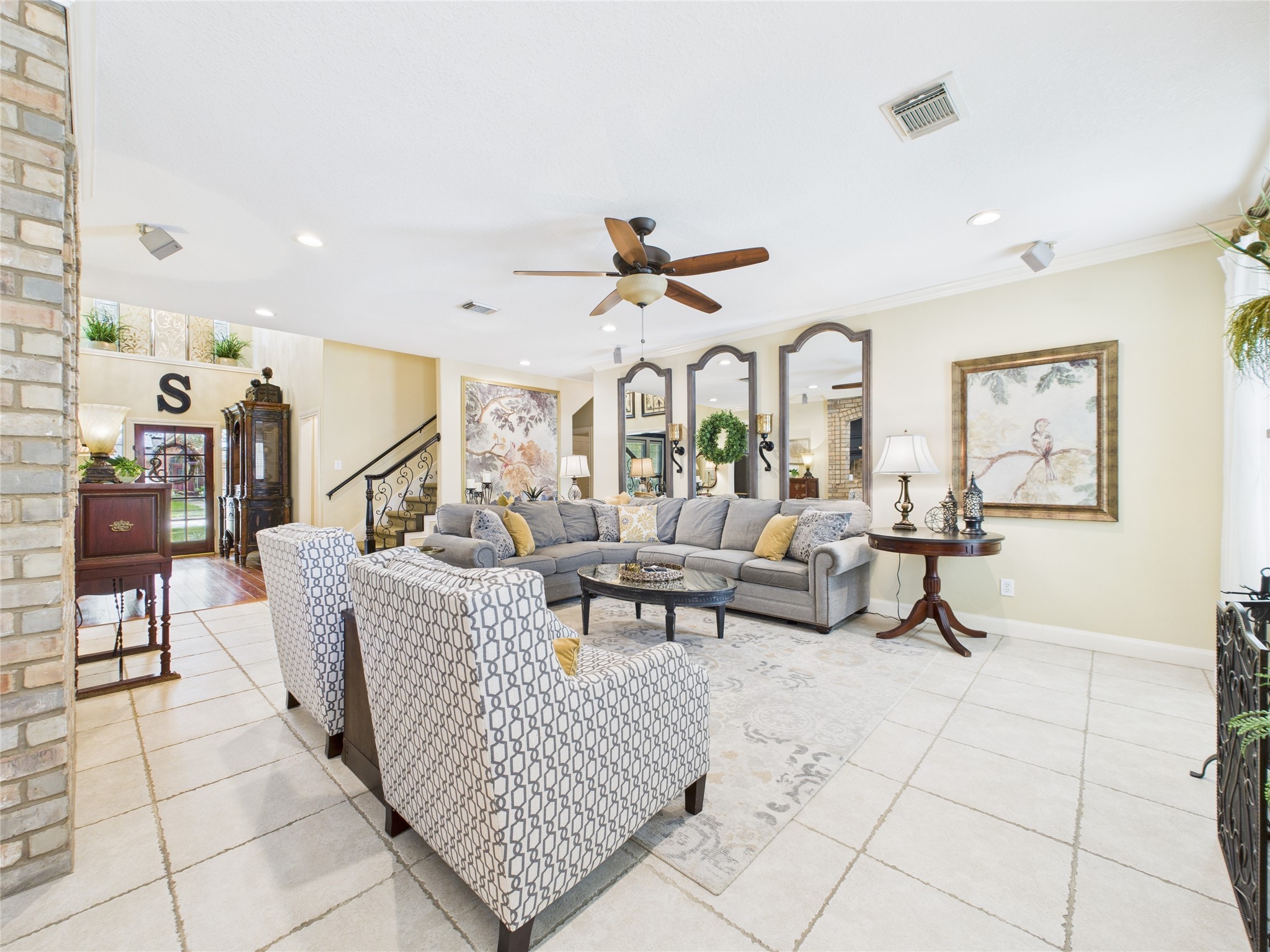 6846 Kemper Drive Property Photo 12