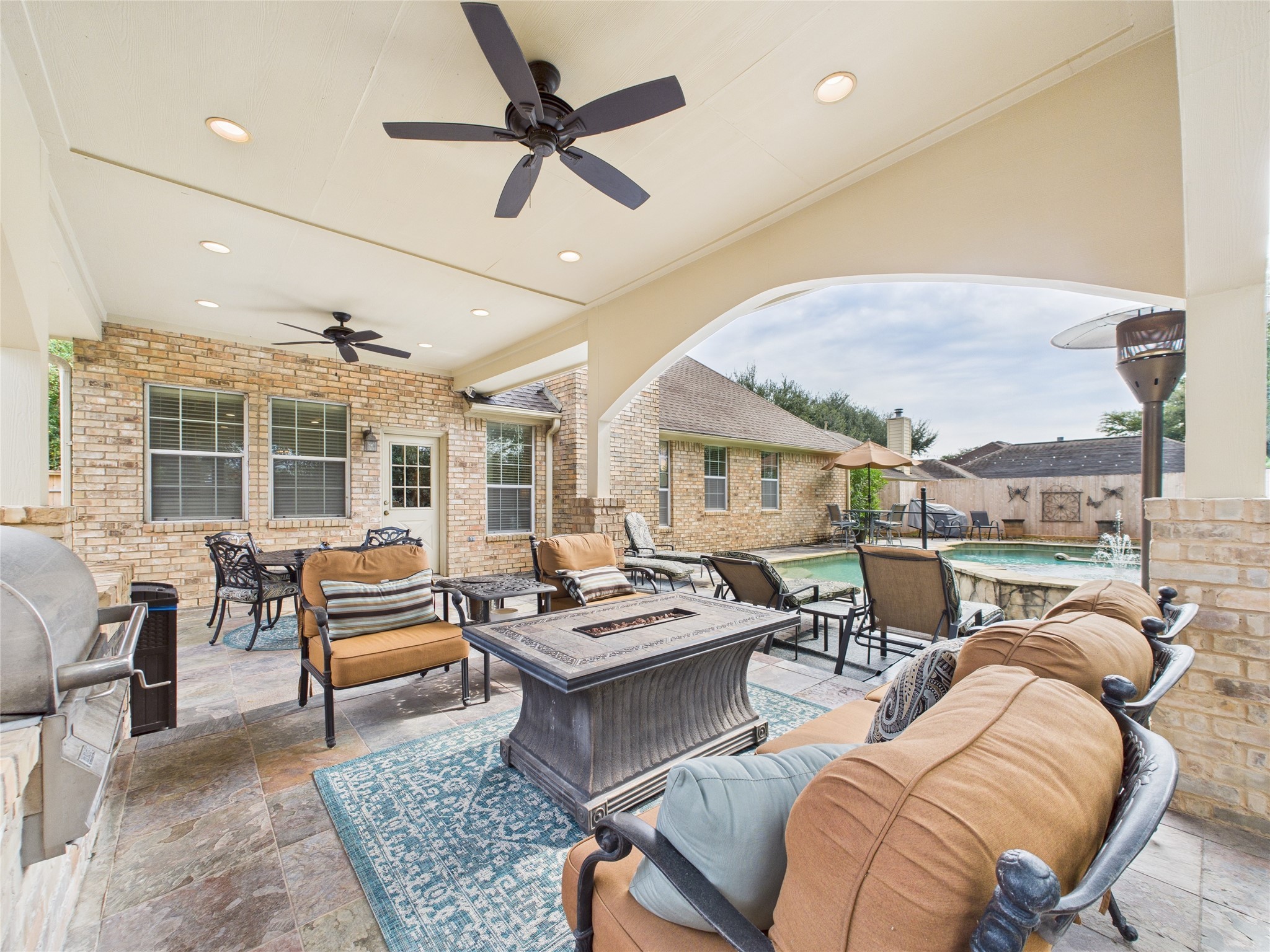 6846 Kemper Drive Property Photo 32