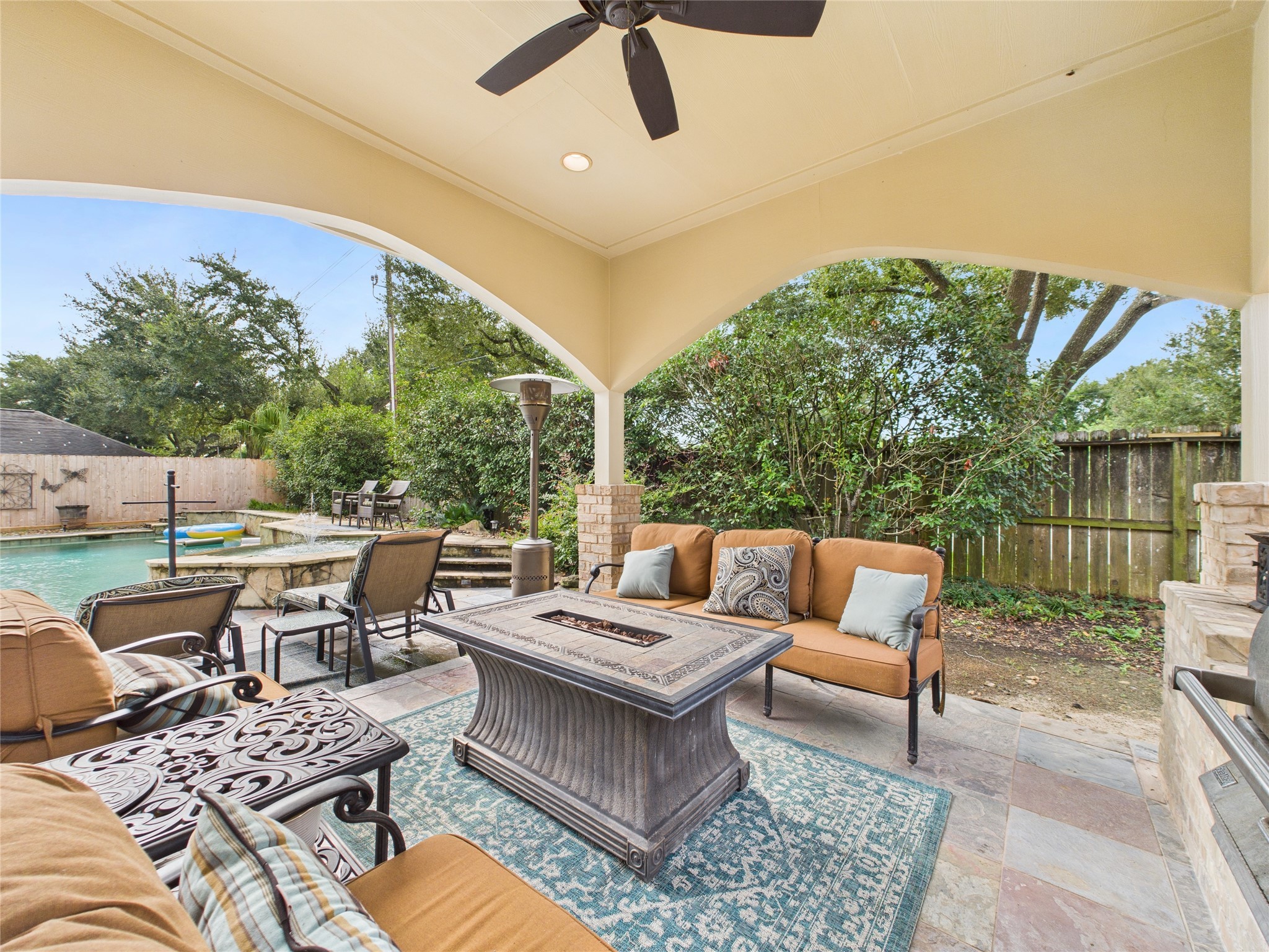 6846 Kemper Drive Property Photo 33